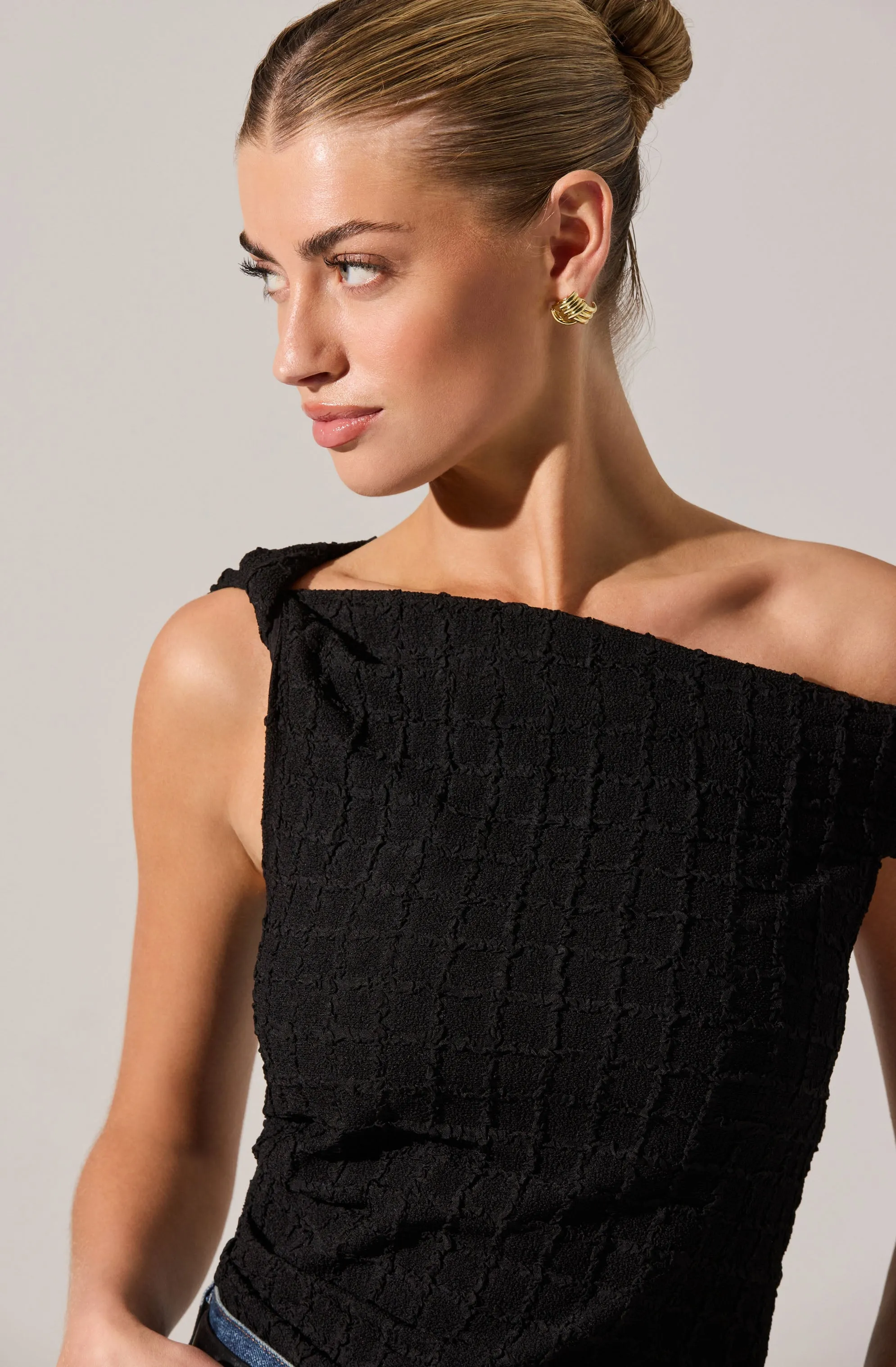 Lindy Textured Off Shoulder Top sold by Astr