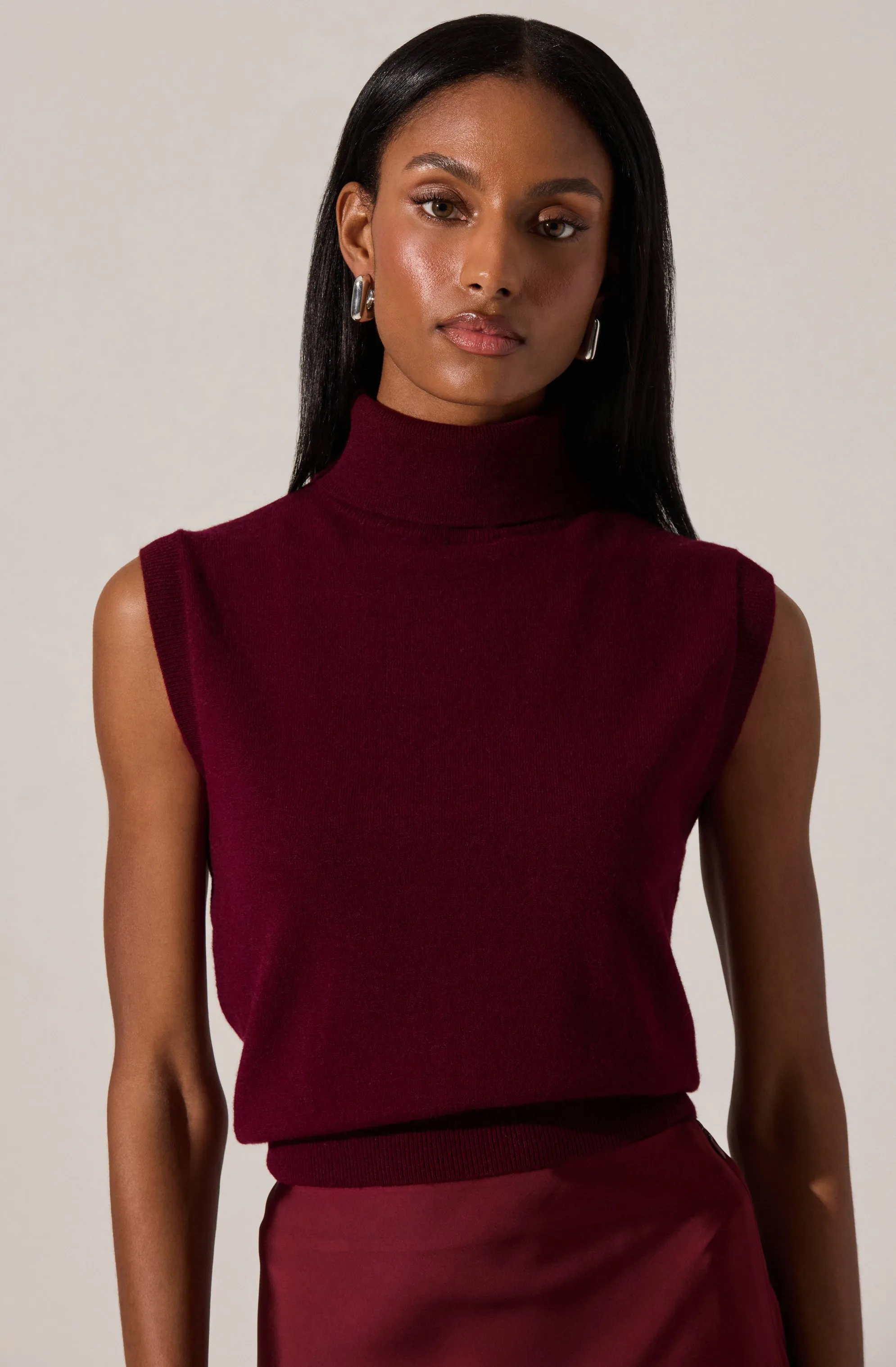Avah Sleeveless Turtleneck Sweater sold by Astr product image thumbnail 4