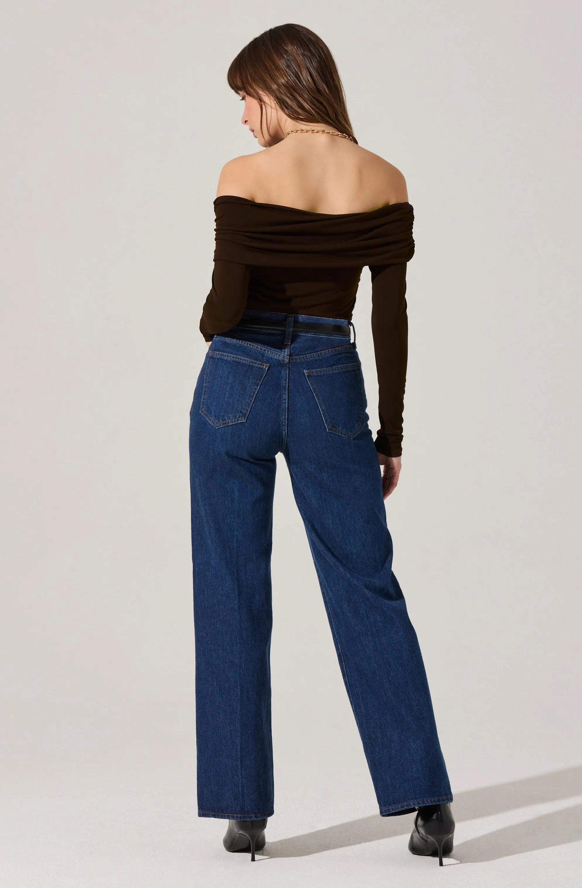 Datia Ruched Off Shoulder Top sold by Astr product image thumbnail 4