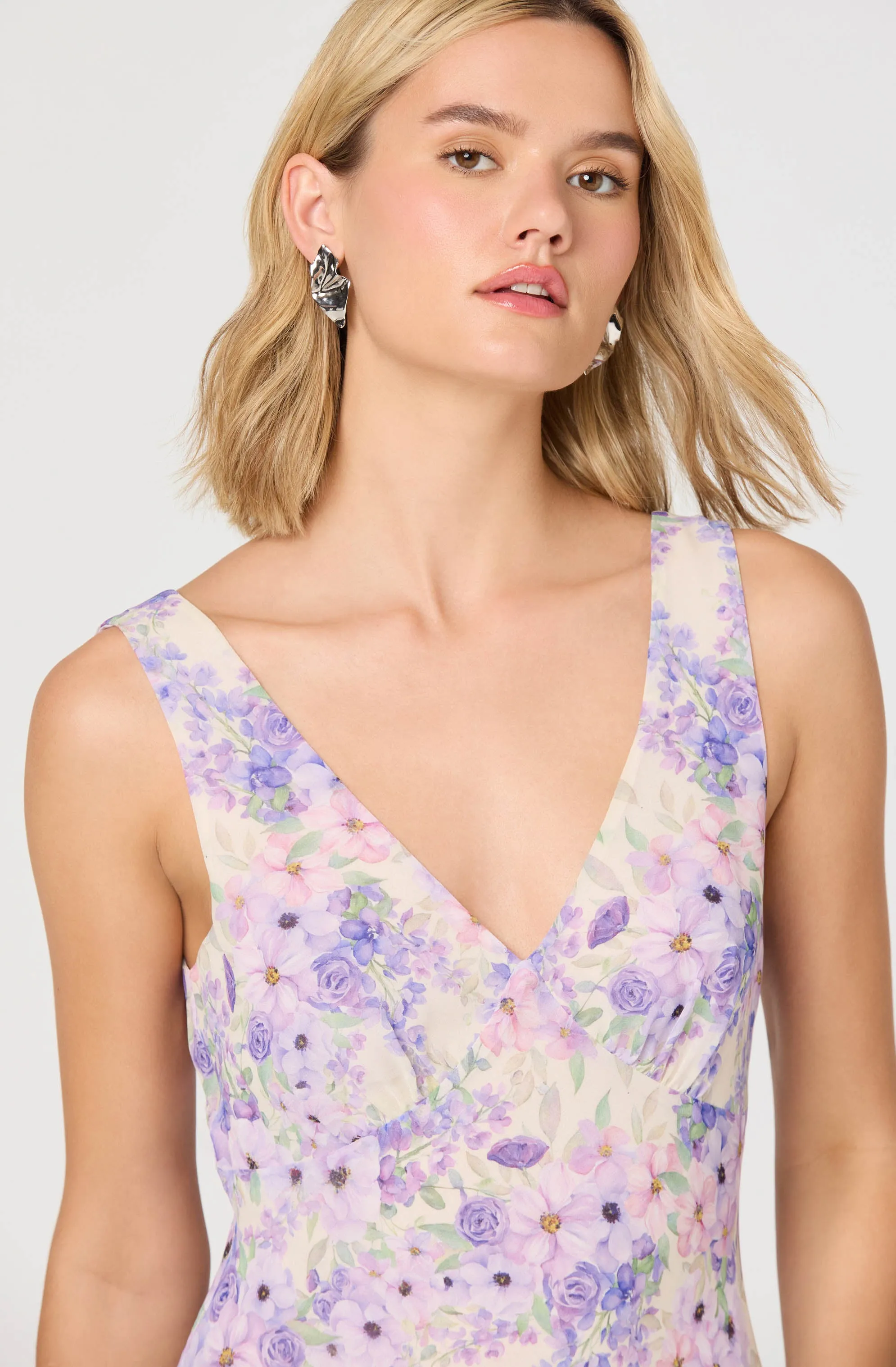 Symone Floral Godet Midi Dress sold by Astr product image thumbnail 5