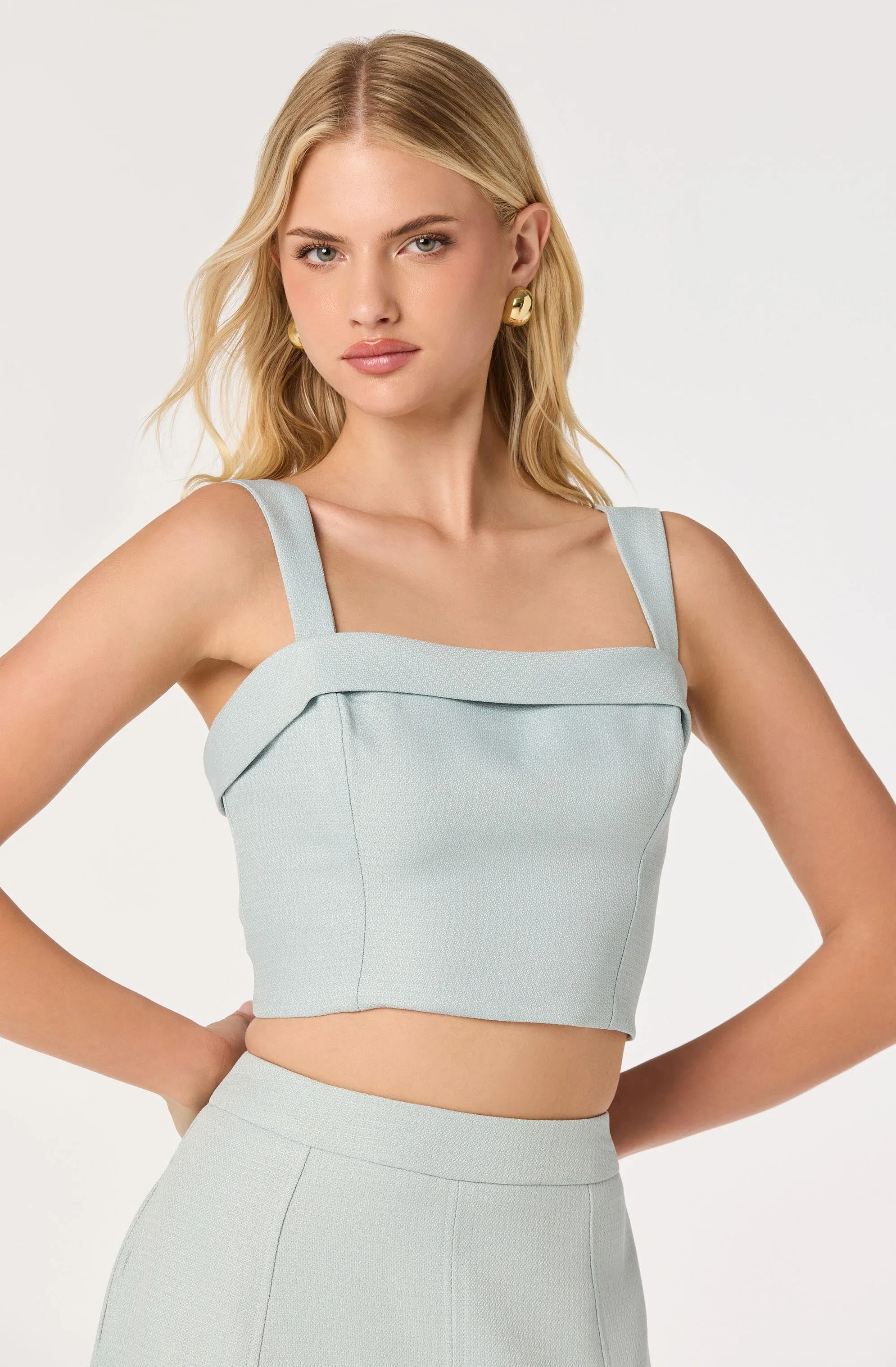 Kinslee Square Neck Cropped Top sold by Astr product image thumbnail 4