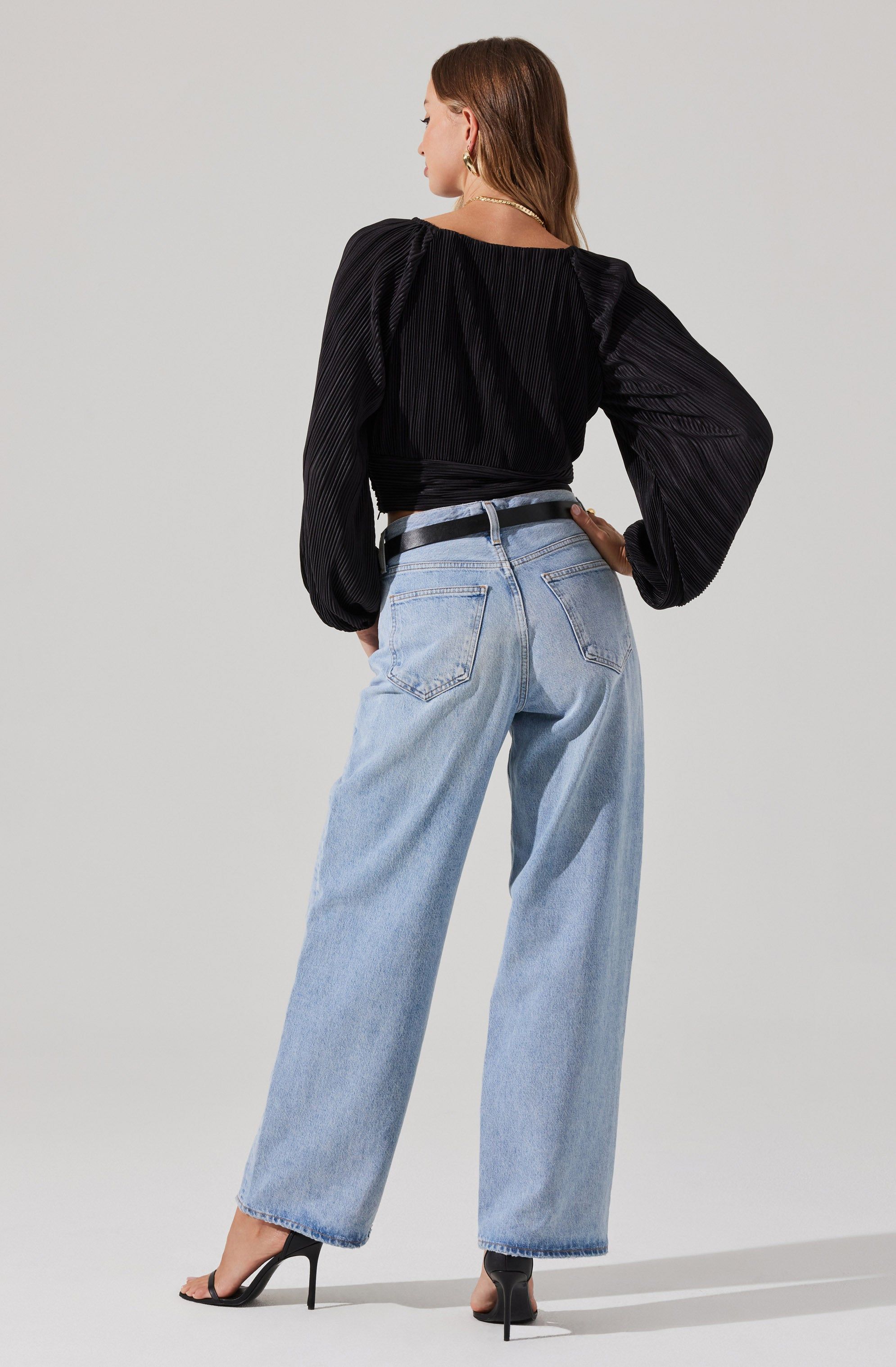 Ls twist plisse top sold by Astr product image thumbnail 5