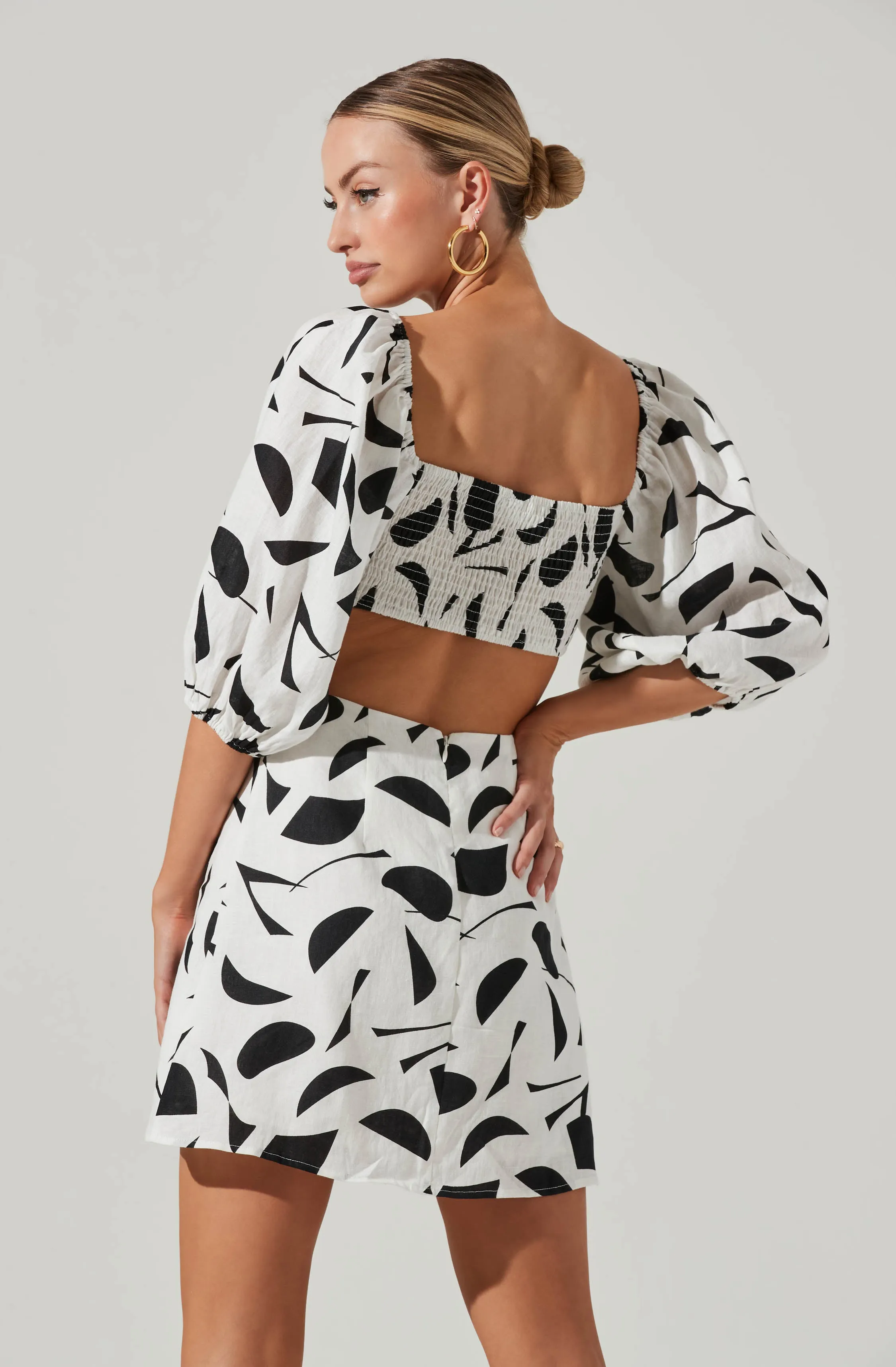 Heather Abstract Print Cutout Bubble Sleeve Mini Dress sold by Astr product image thumbnail 4