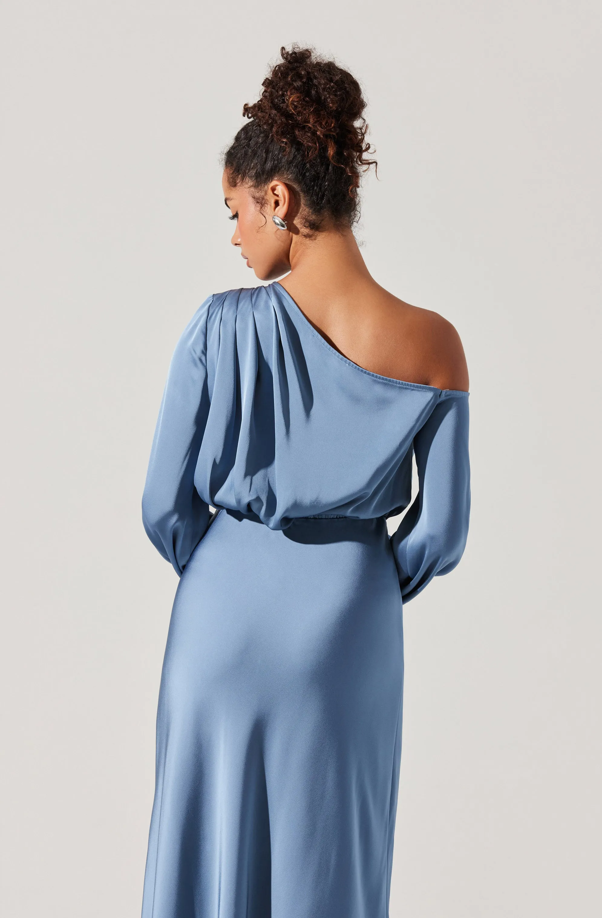 Elwood Satin Off Shoulder Dress sold by Astr product image thumbnail 4