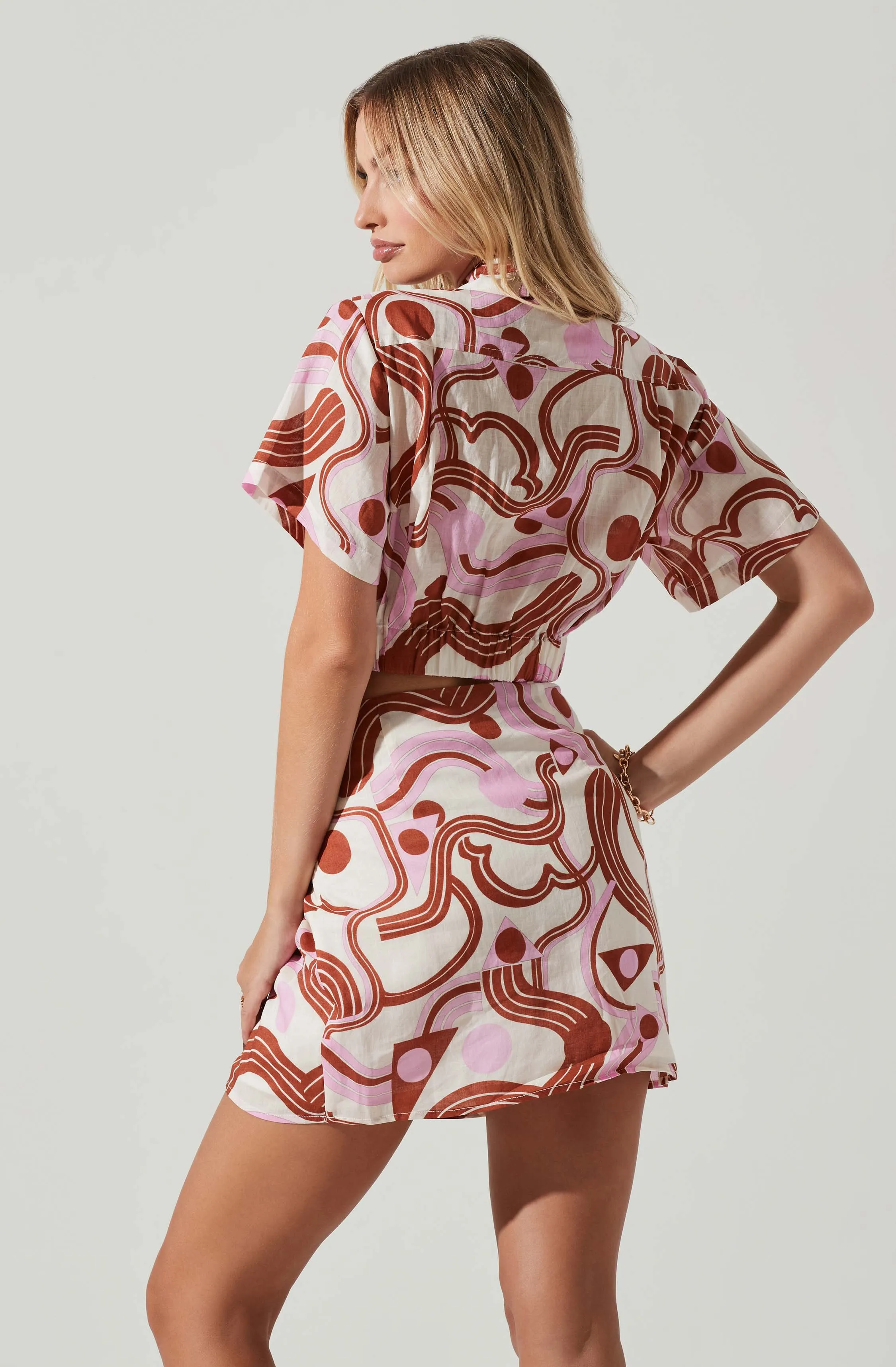 Tamela Collared Short Sleeve Crop Top sold by Astr product image thumbnail 5