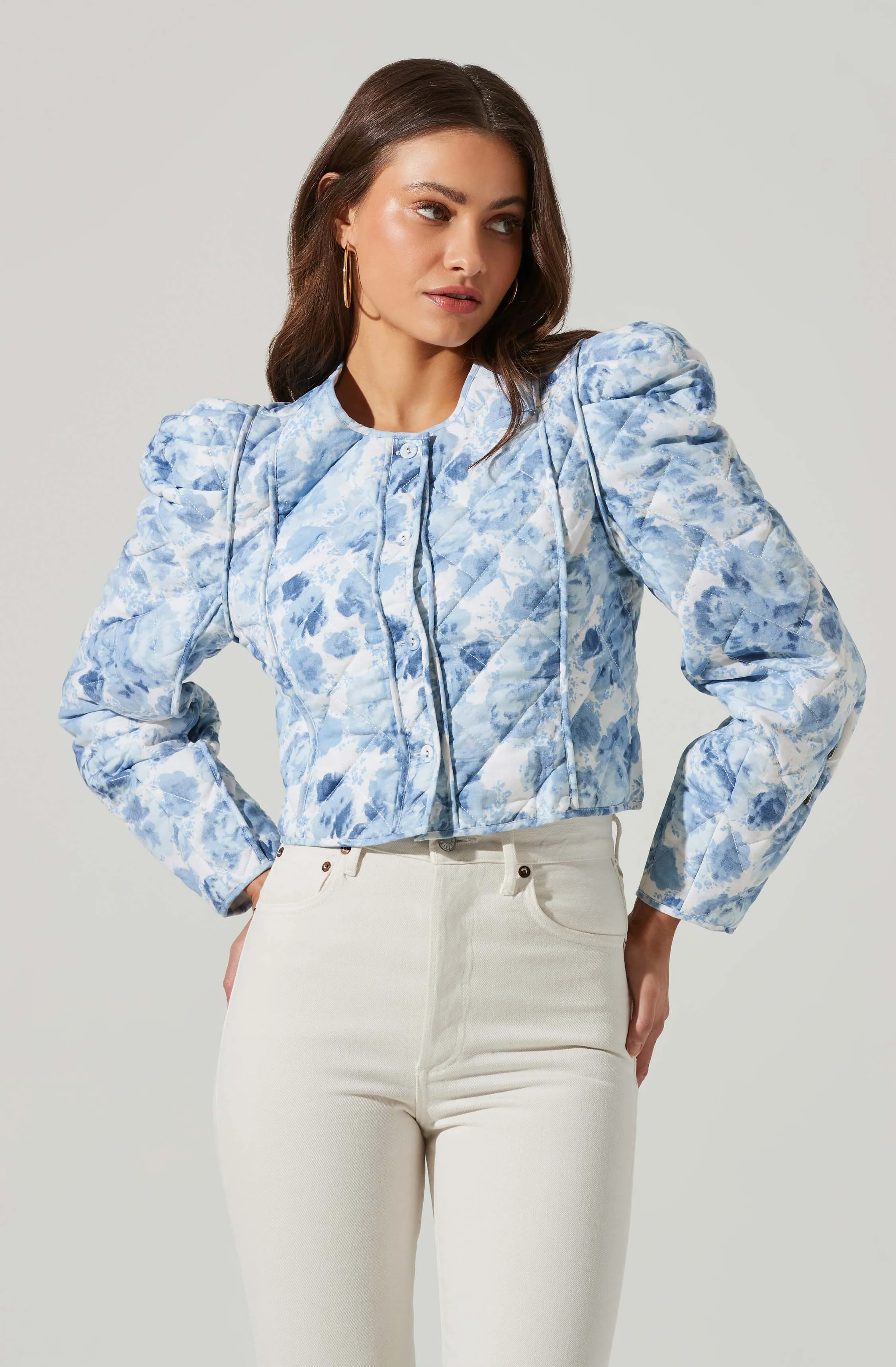Alena Quilted Cropped Puff Sleeve Jacket sold by Astr product image thumbnail 3