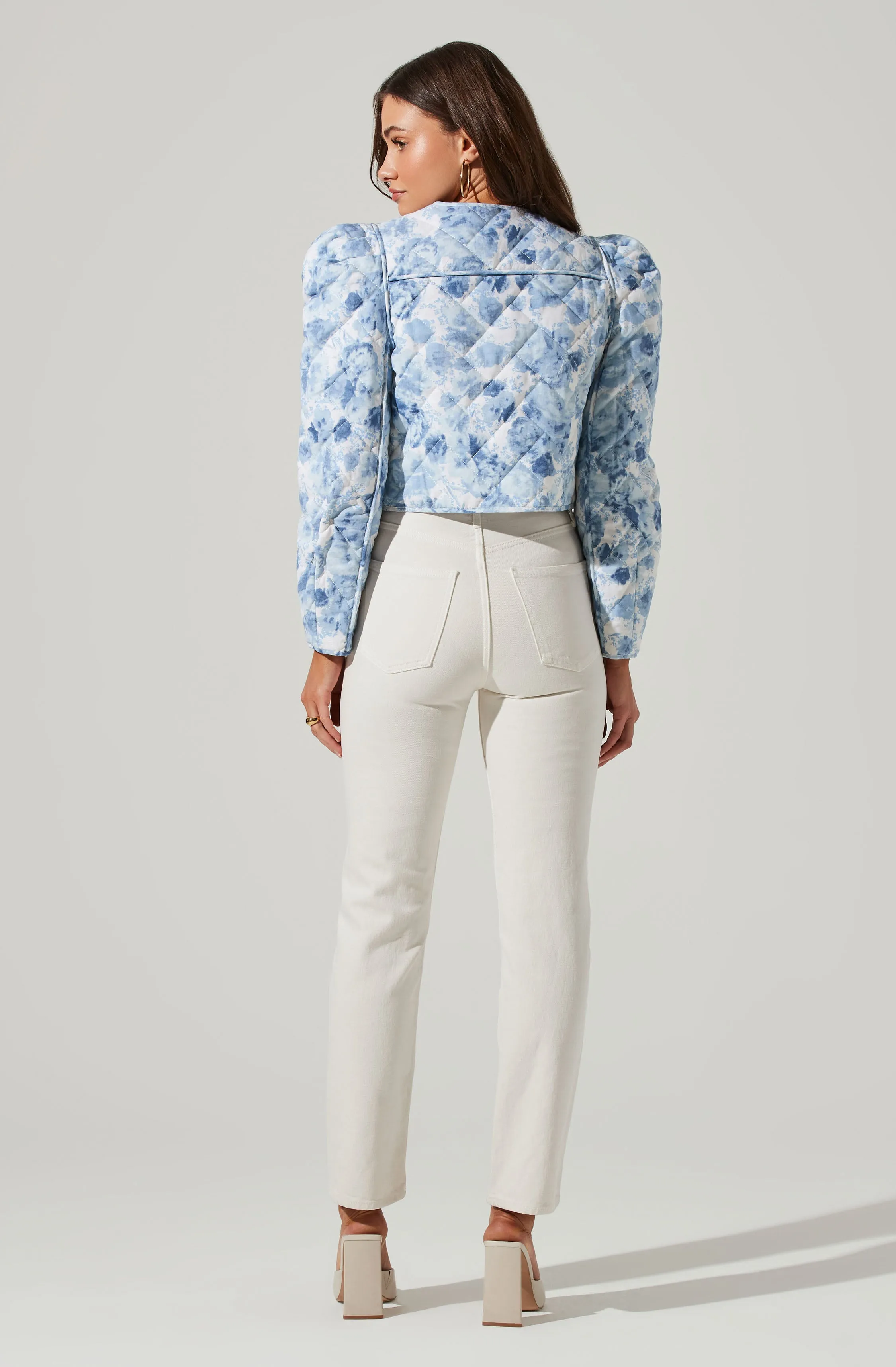 Alena Quilted Cropped Puff Sleeve Jacket sold by Astr product image thumbnail 5