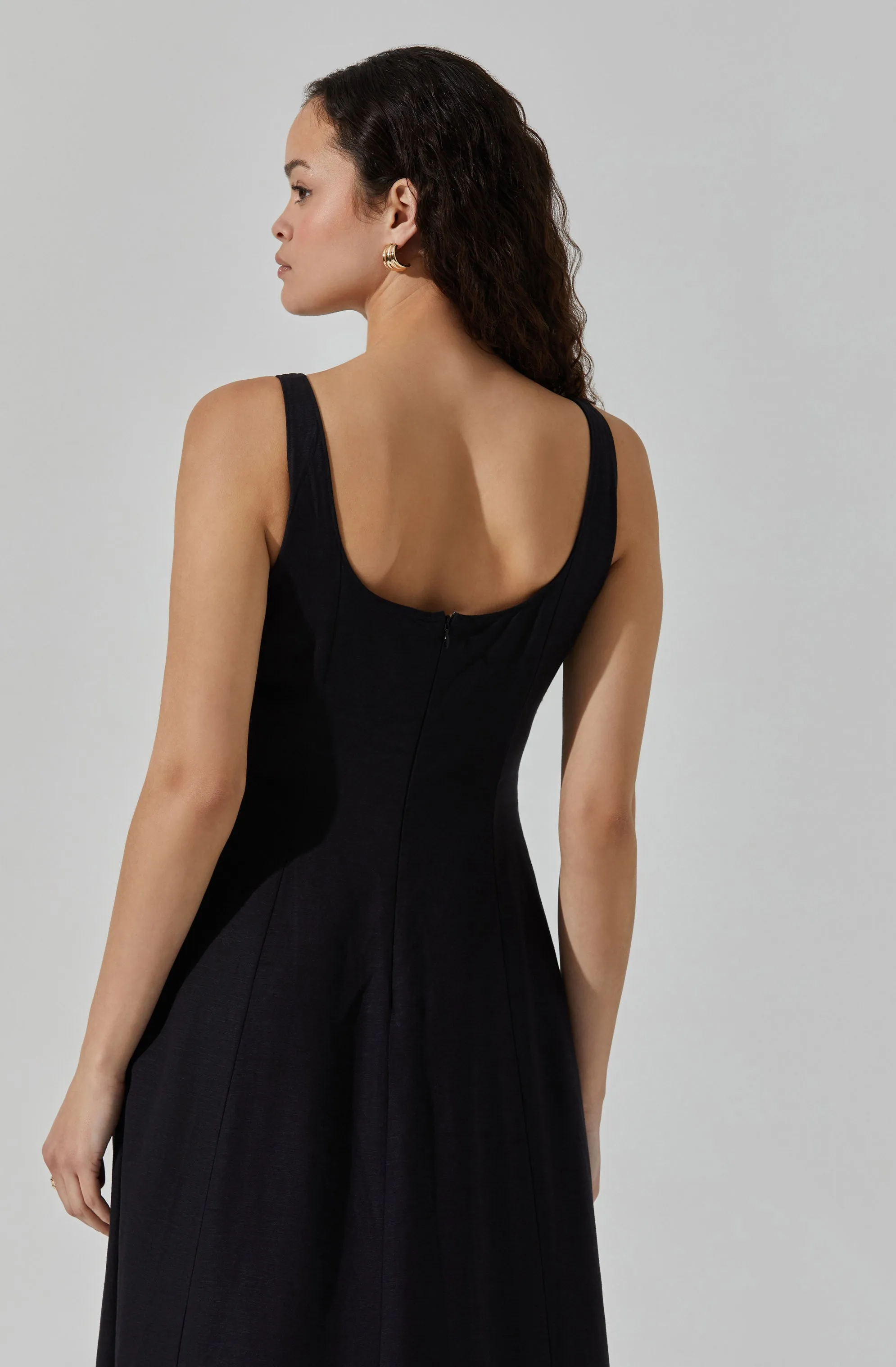 Linen Square Neck Midi Dress sold by Astr product image thumbnail 5