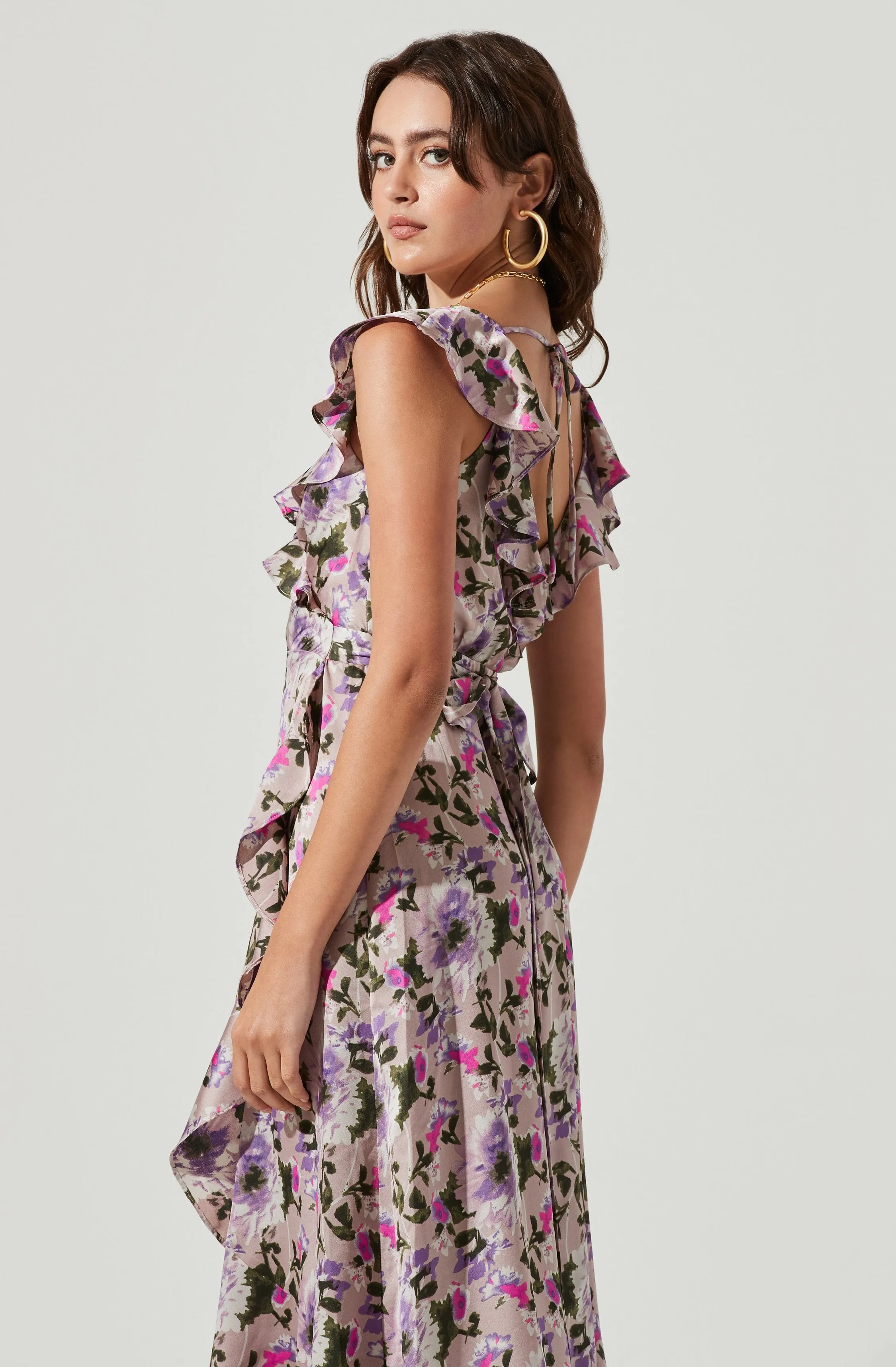 Wilshire Ruffle Open Back Floral Midi Dress sold by Astr product image thumbnail 4