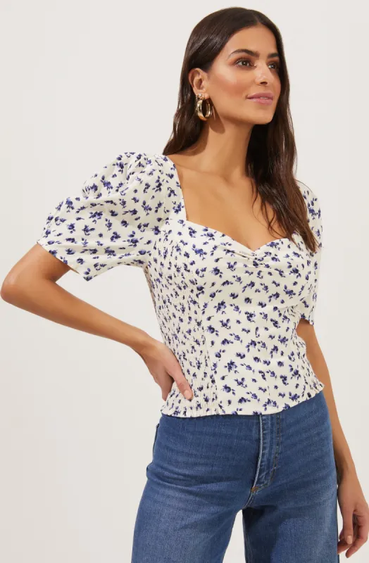 Short Sleeve Sweetheart Neck Top sold by Astr