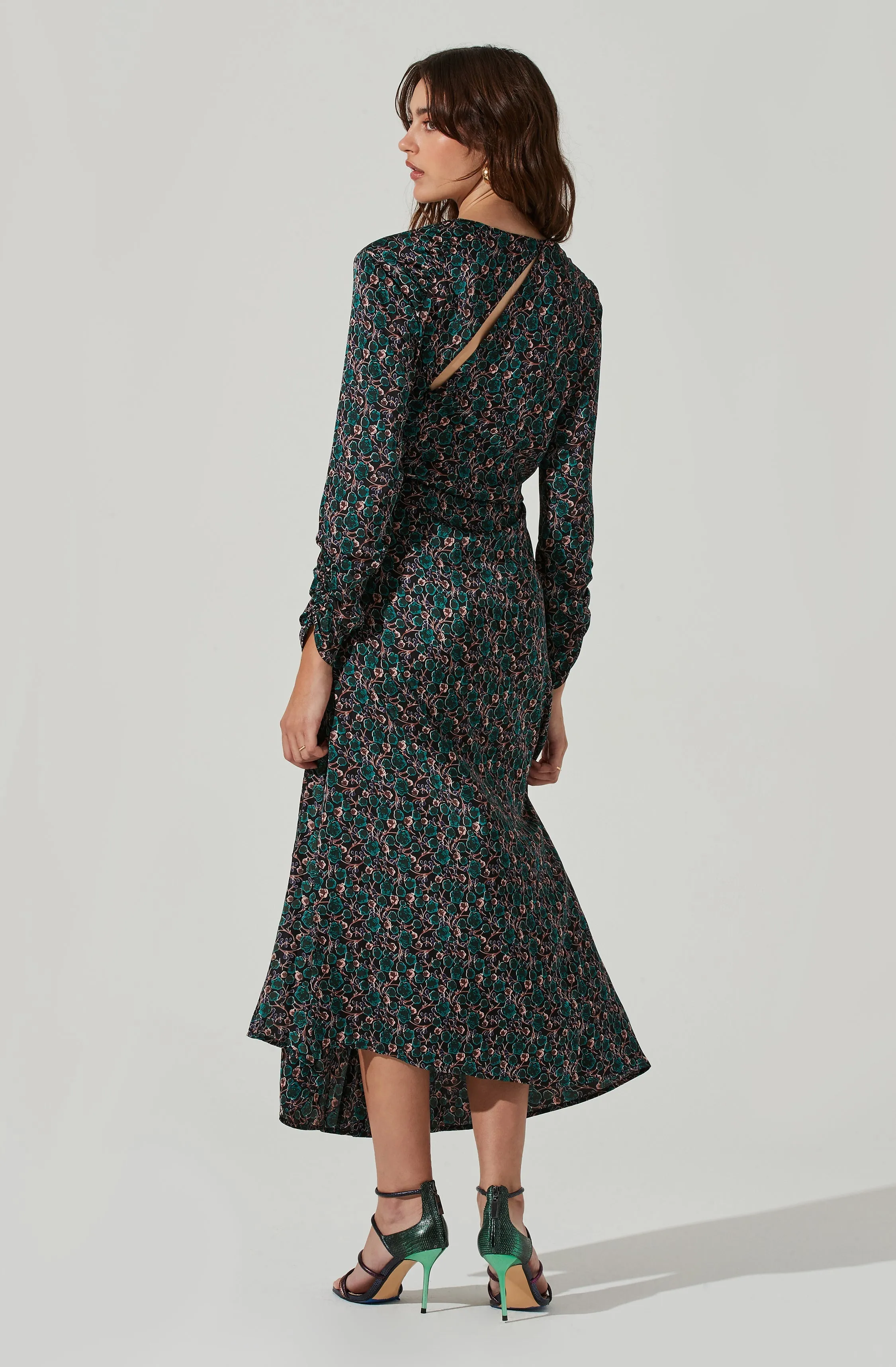 Floral Ruched Long Sleeve Midi Dress sold by Astr product image thumbnail 5