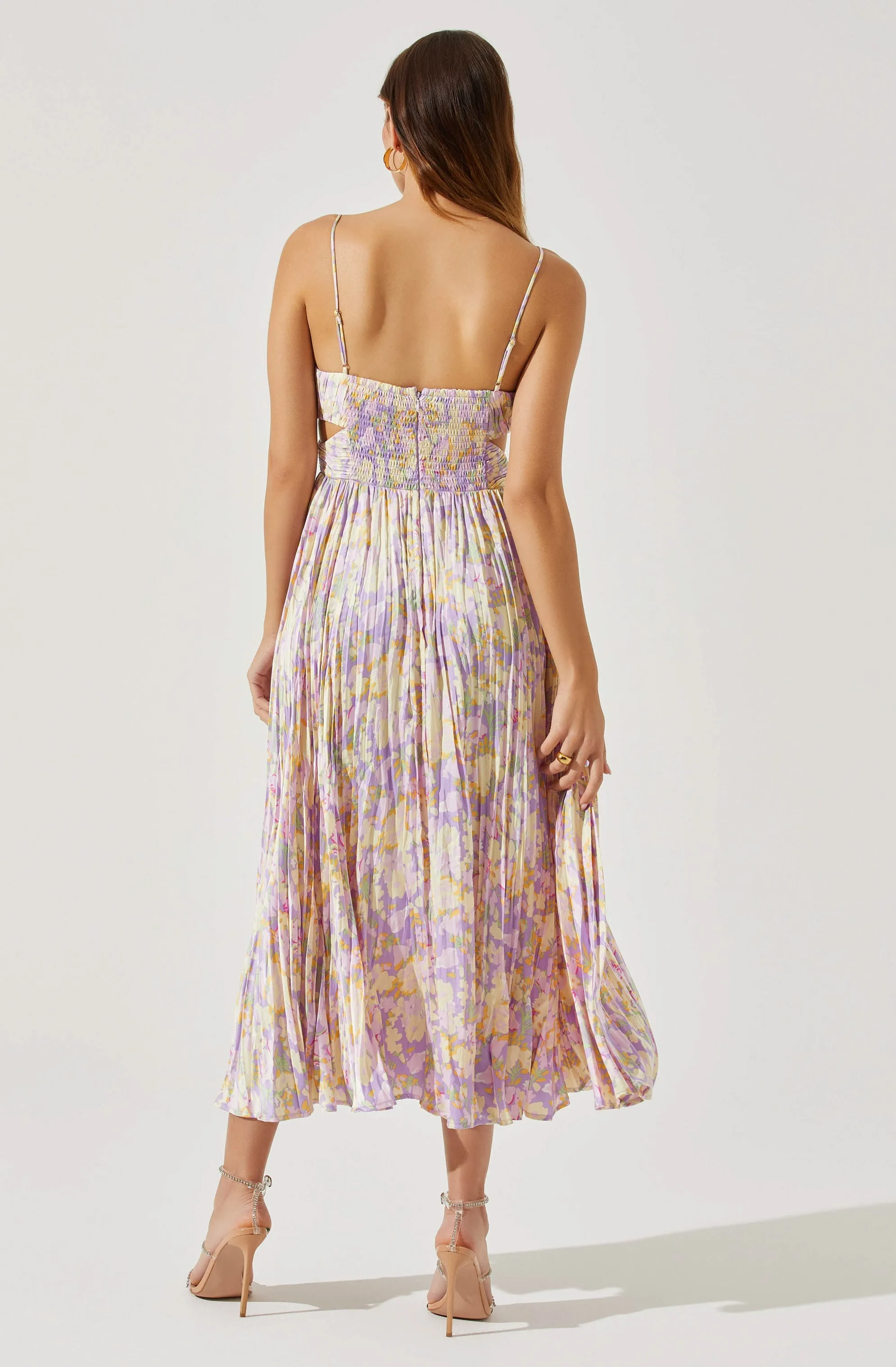 Pleated Twist Bust Midi Dress sold by Astr product image thumbnail 5