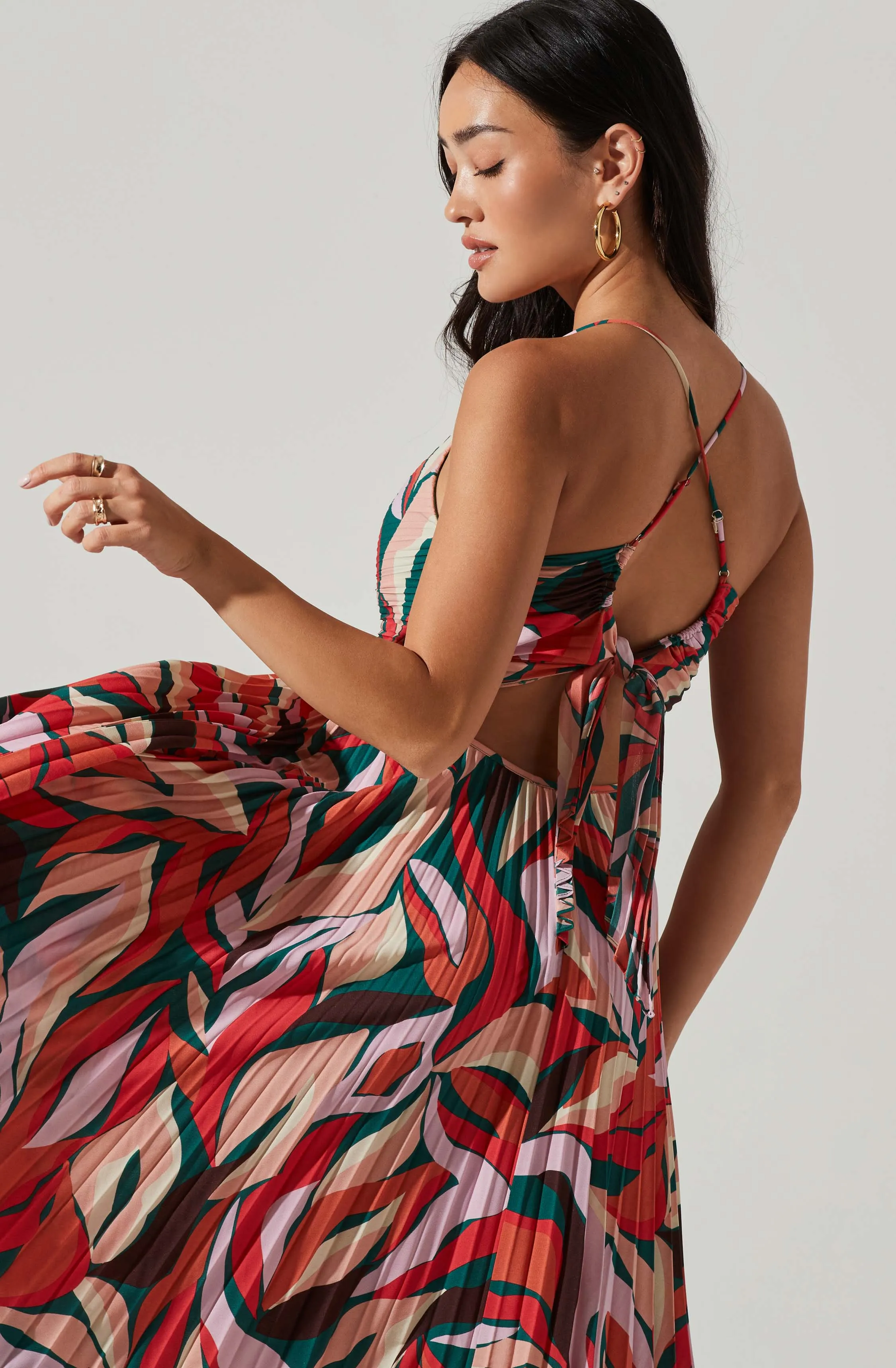 Blythe Floral Plisse Midi Dress sold by Astr product image thumbnail 3