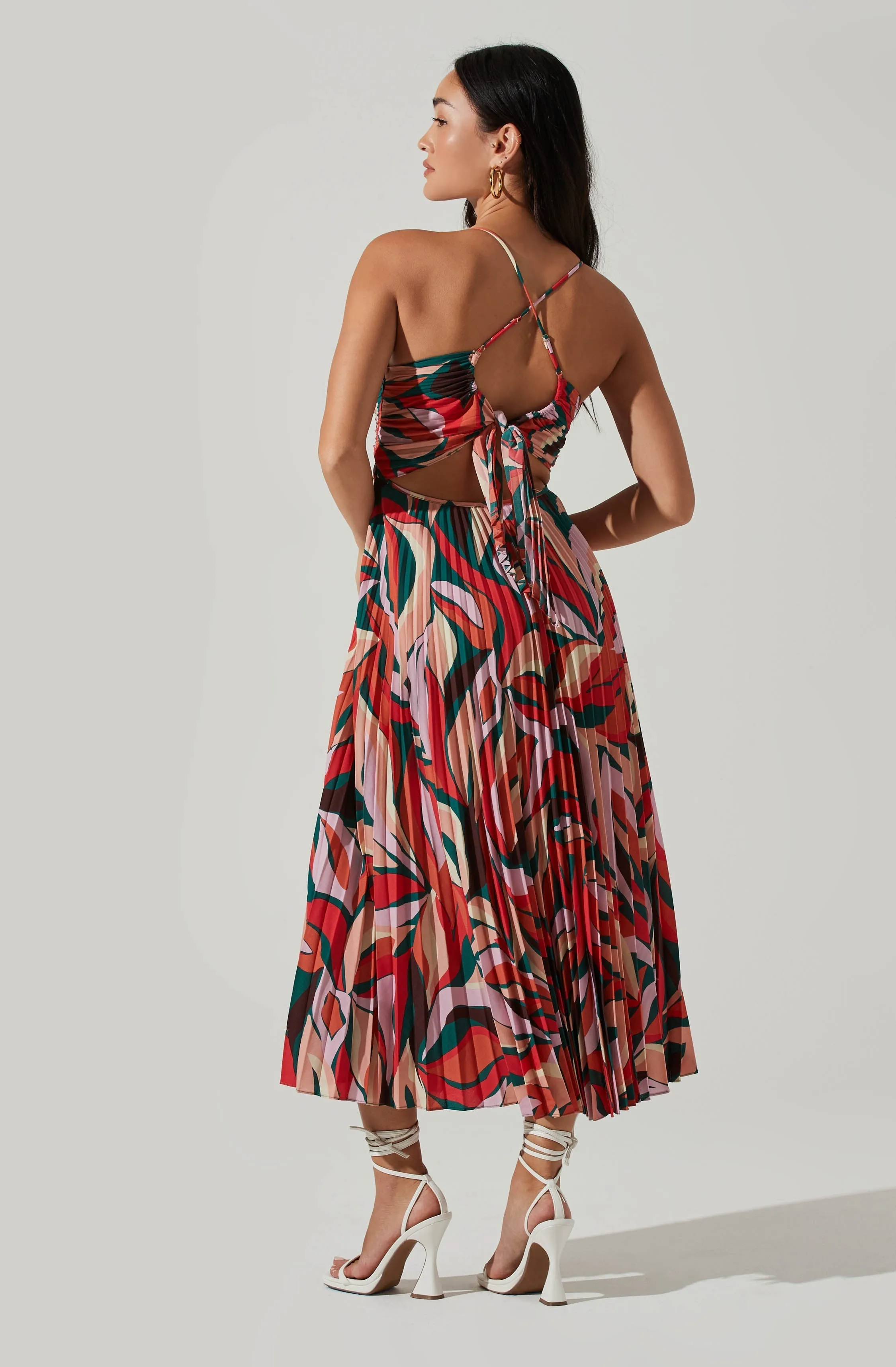 Blythe Floral Plisse Midi Dress sold by Astr product image thumbnail 4