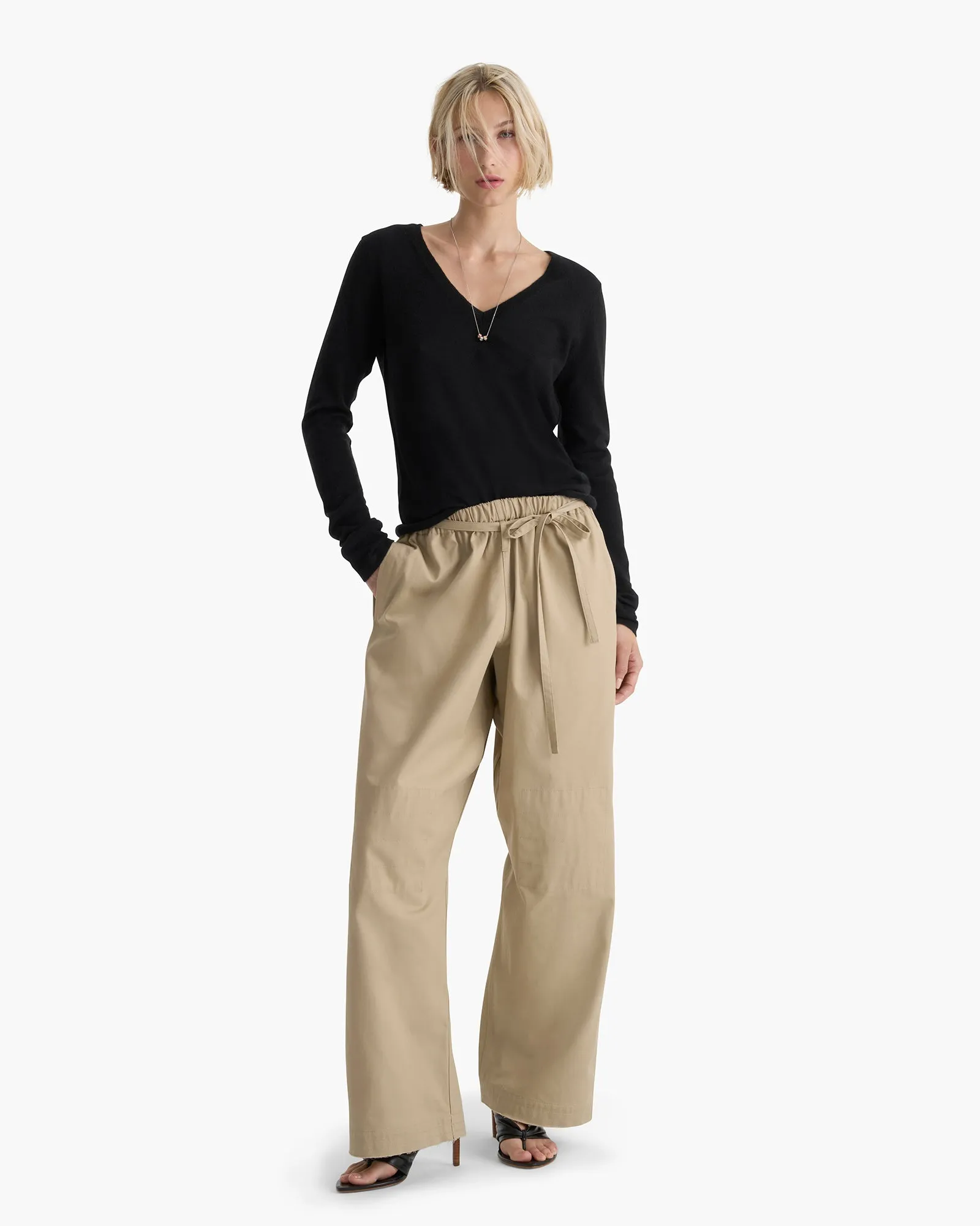 Lightweight Cashmere V-Neck - Black sold by ATM product image thumbnail 2