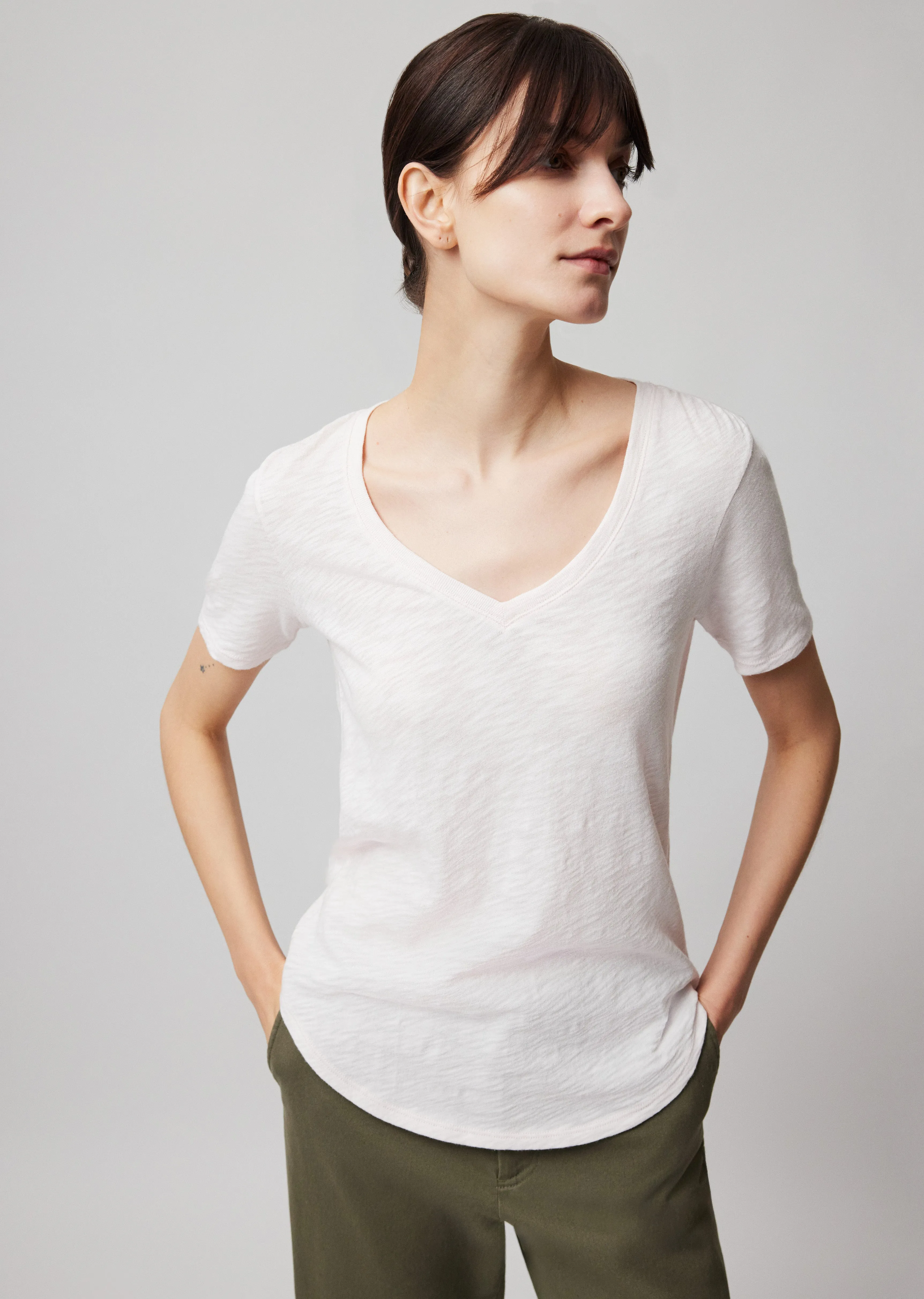 Slub Jersey Classic Short Sleeve Schoolboy V-Neck Tee - Faded Rose sold by ATM product image thumbnail 2