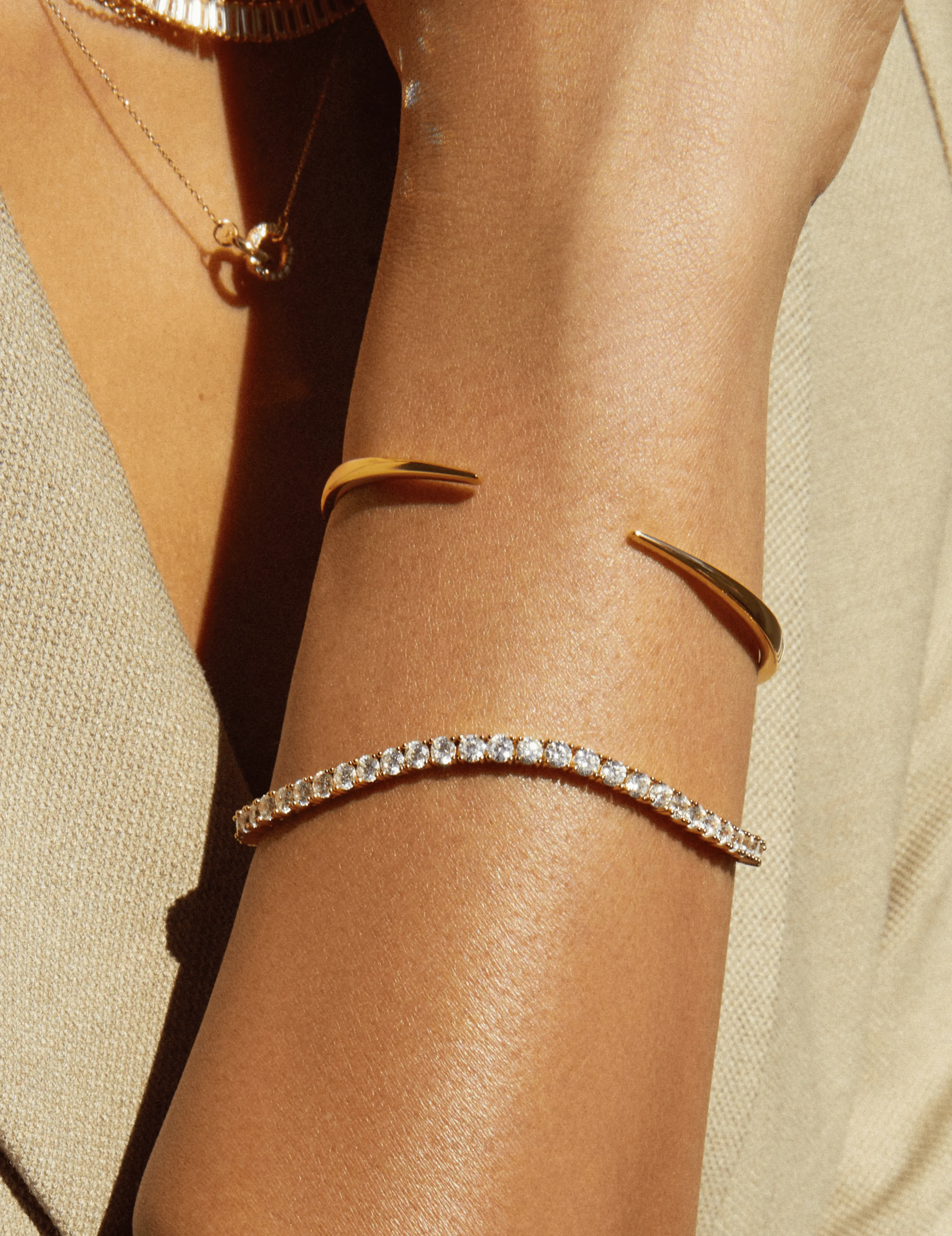 E-spot - Holly E Quote sold by Aurate