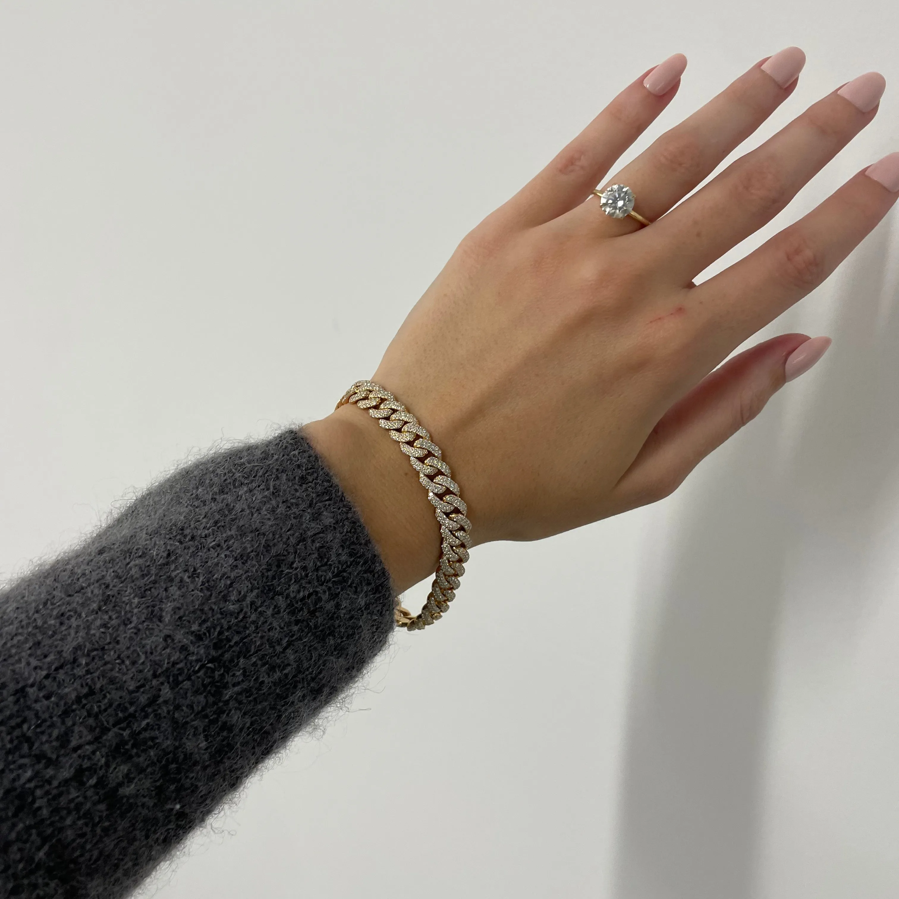 4ct Diamond Pave Curb Chain Bracelet sold by Aurate product image thumbnail 2