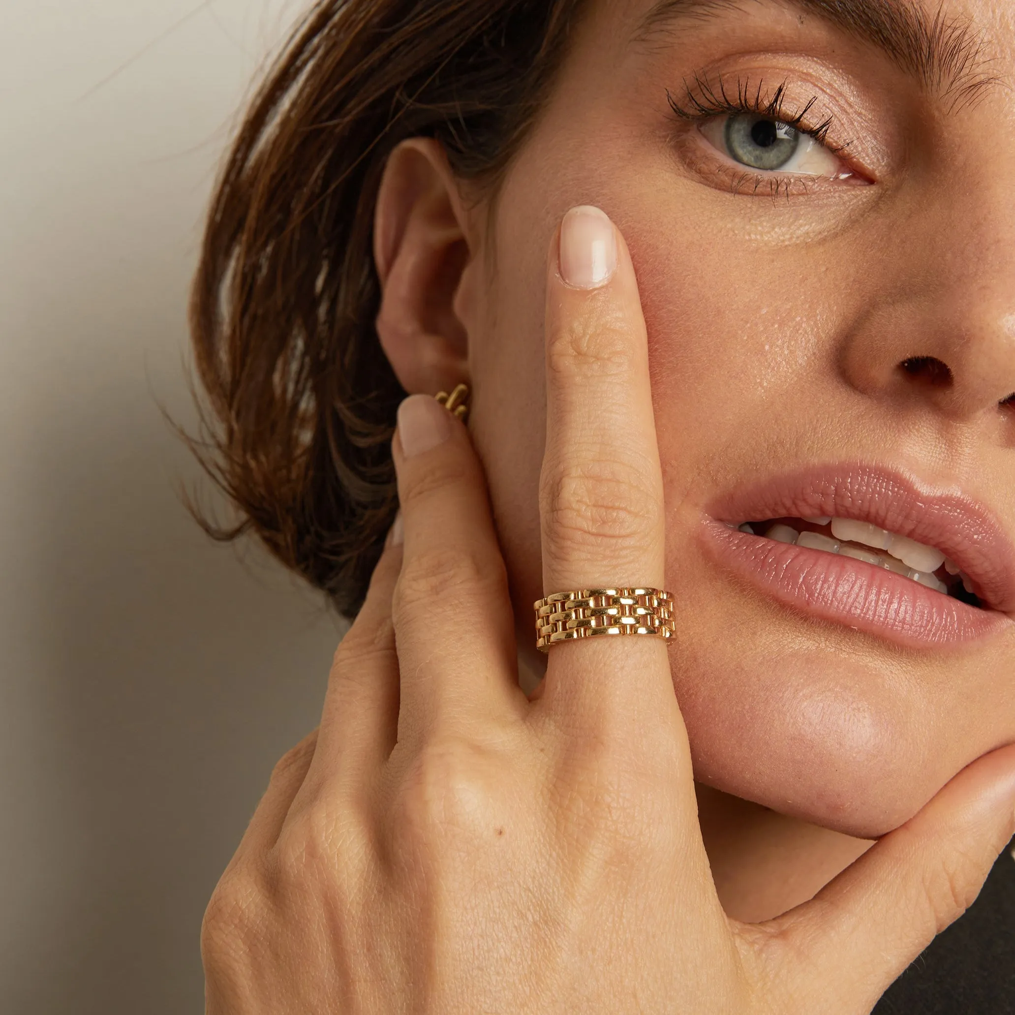 Mini Panther Chain Link Ring sold by Aurate product image thumbnail 3