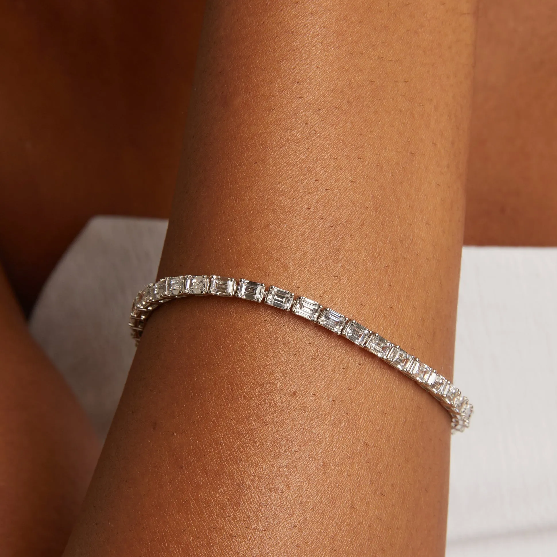 Lab Grown Diamond Emerald Tennis Bracelet sold by Aurate product image thumbnail 5