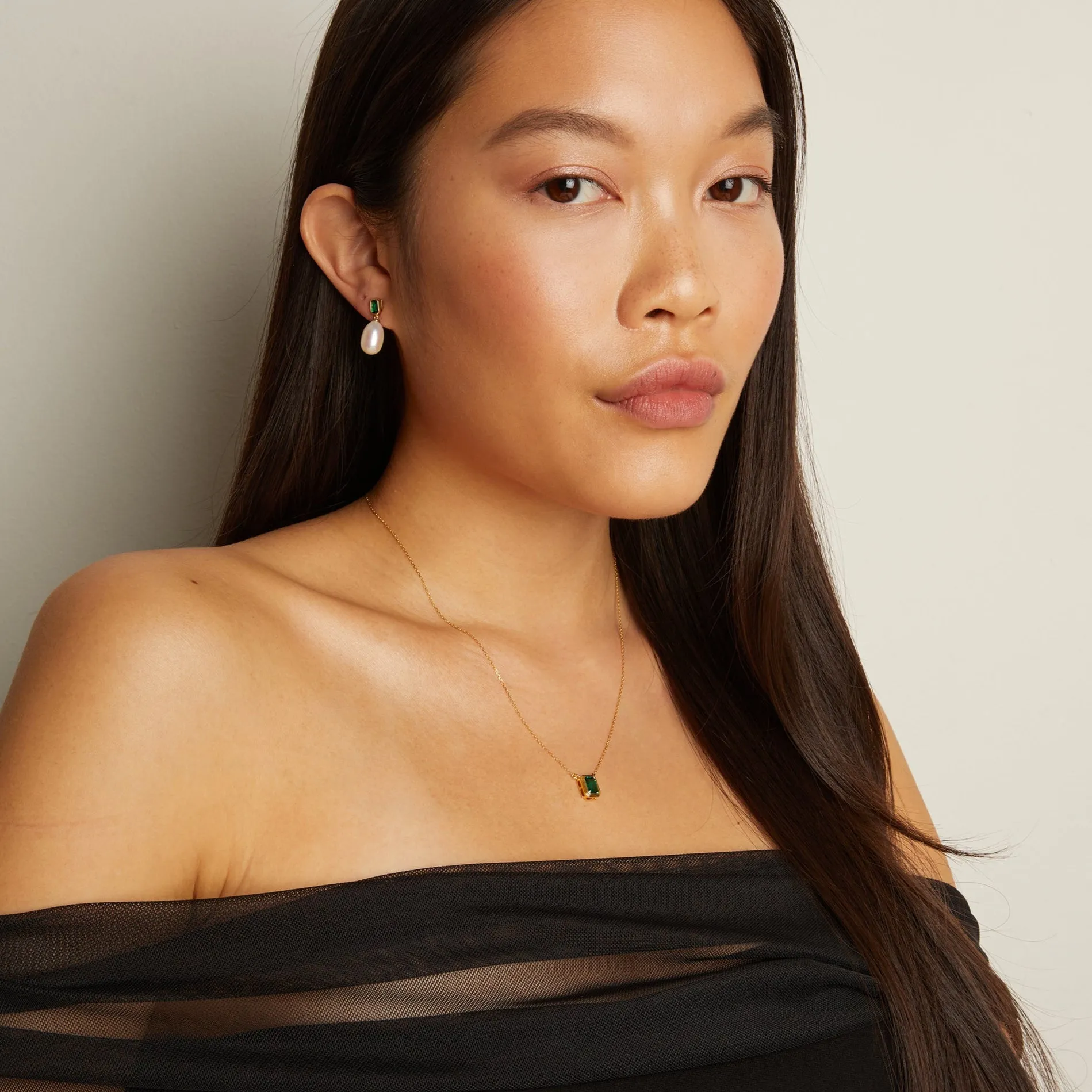 Lab Grown Emerald Heirloom Set sold by Aurate product image thumbnail 4