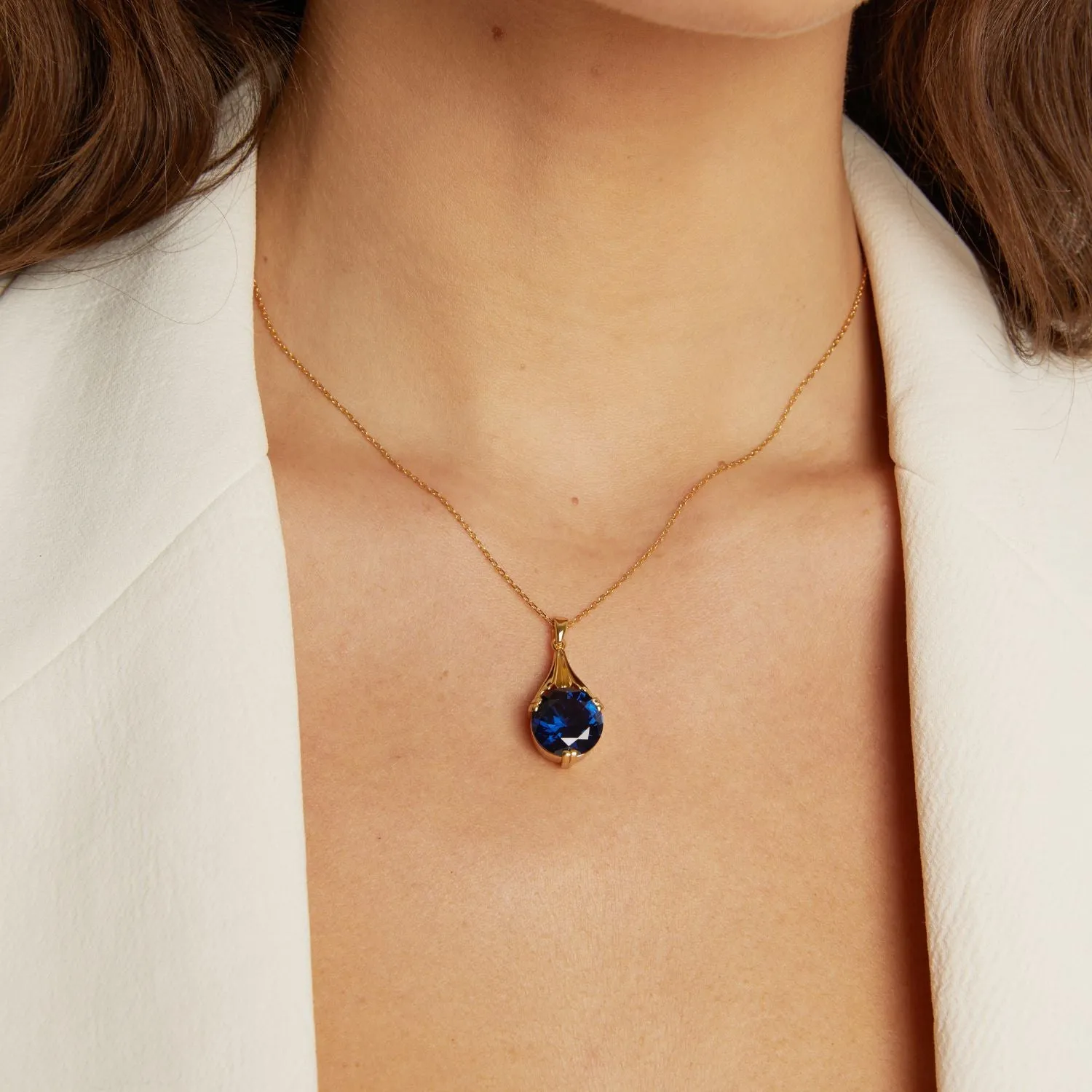 The Oma Lab Grown Blue Sapphire Necklace
sold by Aurate product image thumbnail 3