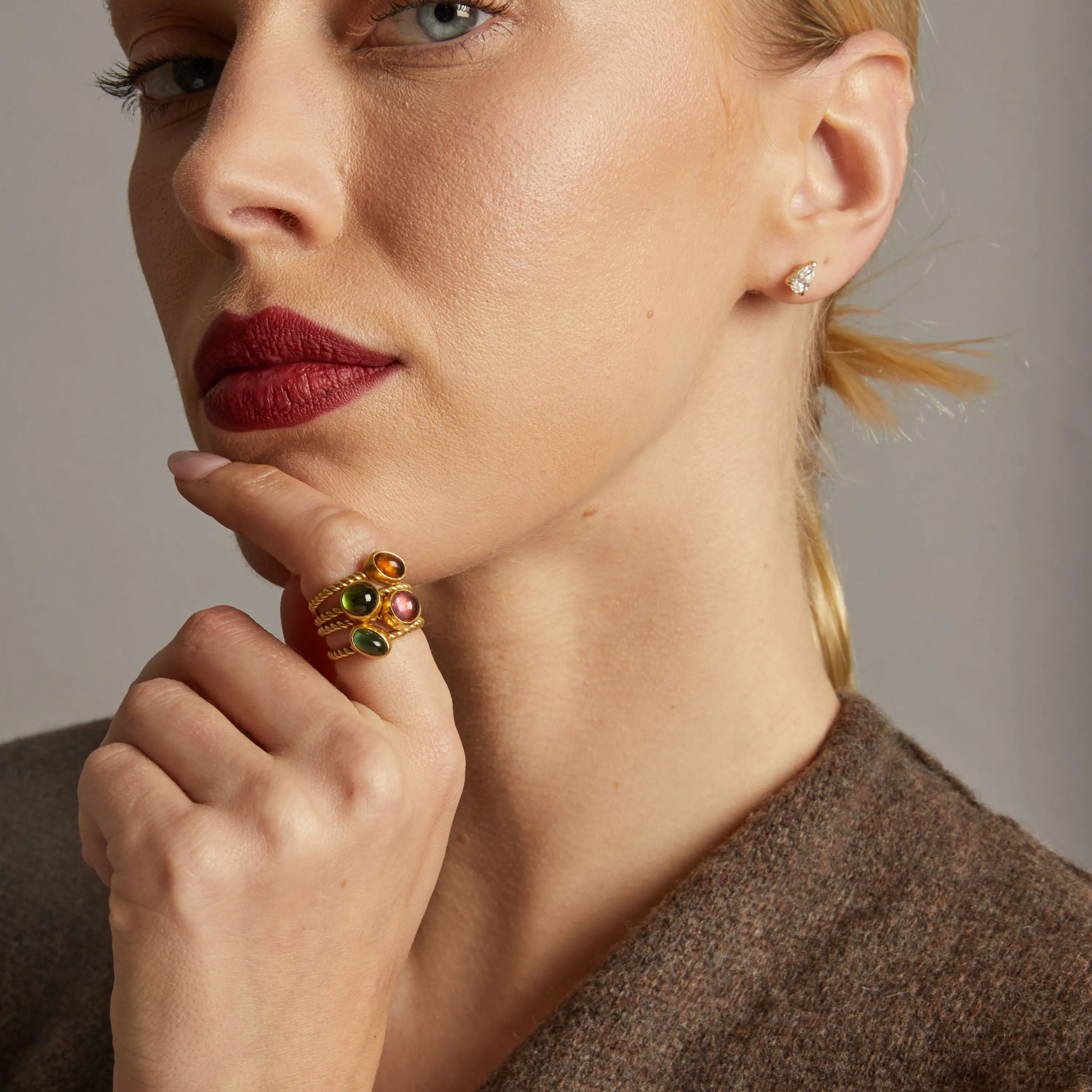Vintage Round Pink Tourmaline Gold Ring sold by Aurate product image thumbnail 5