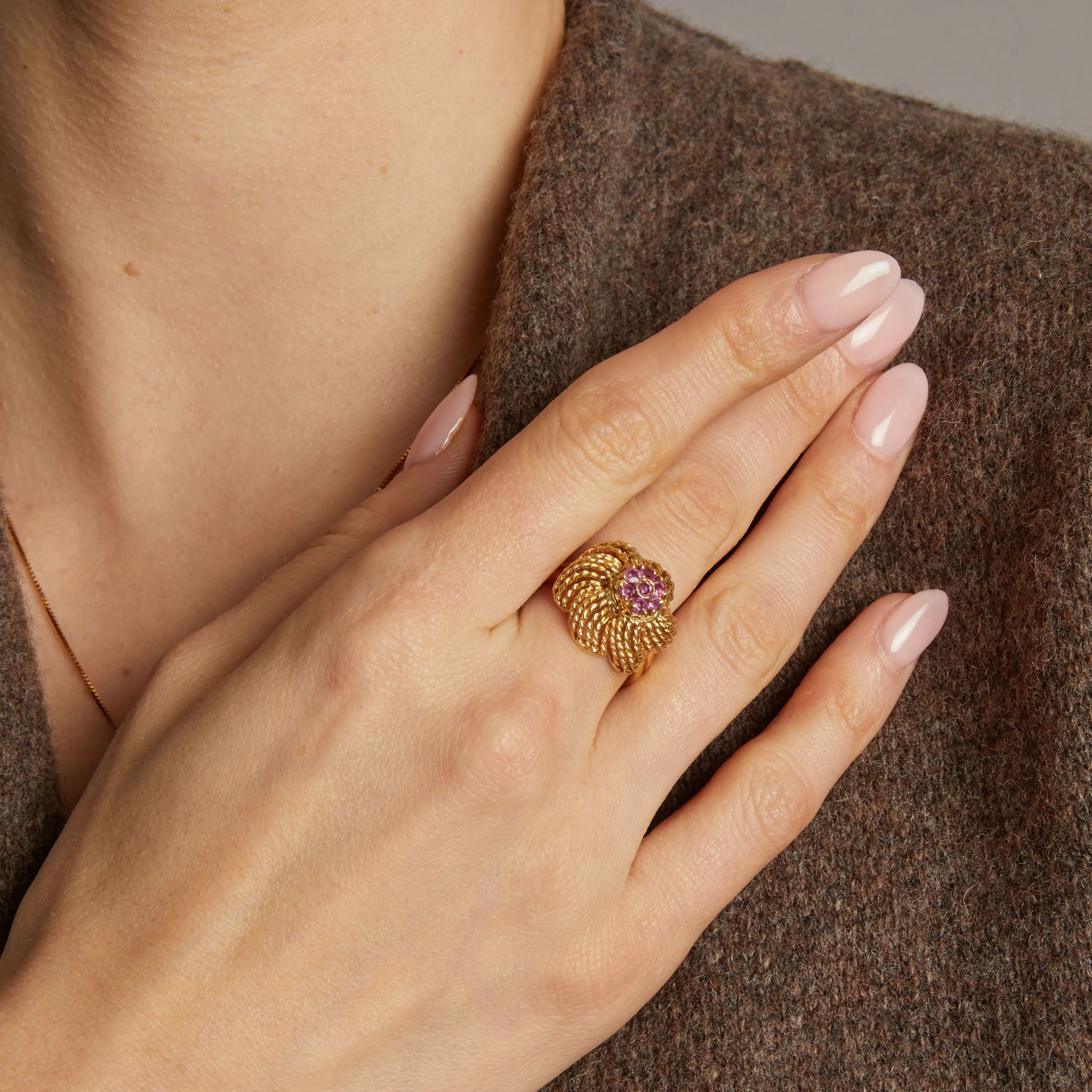 Vintage Red Ruby Flower Ring sold by Aurate product image thumbnail 2