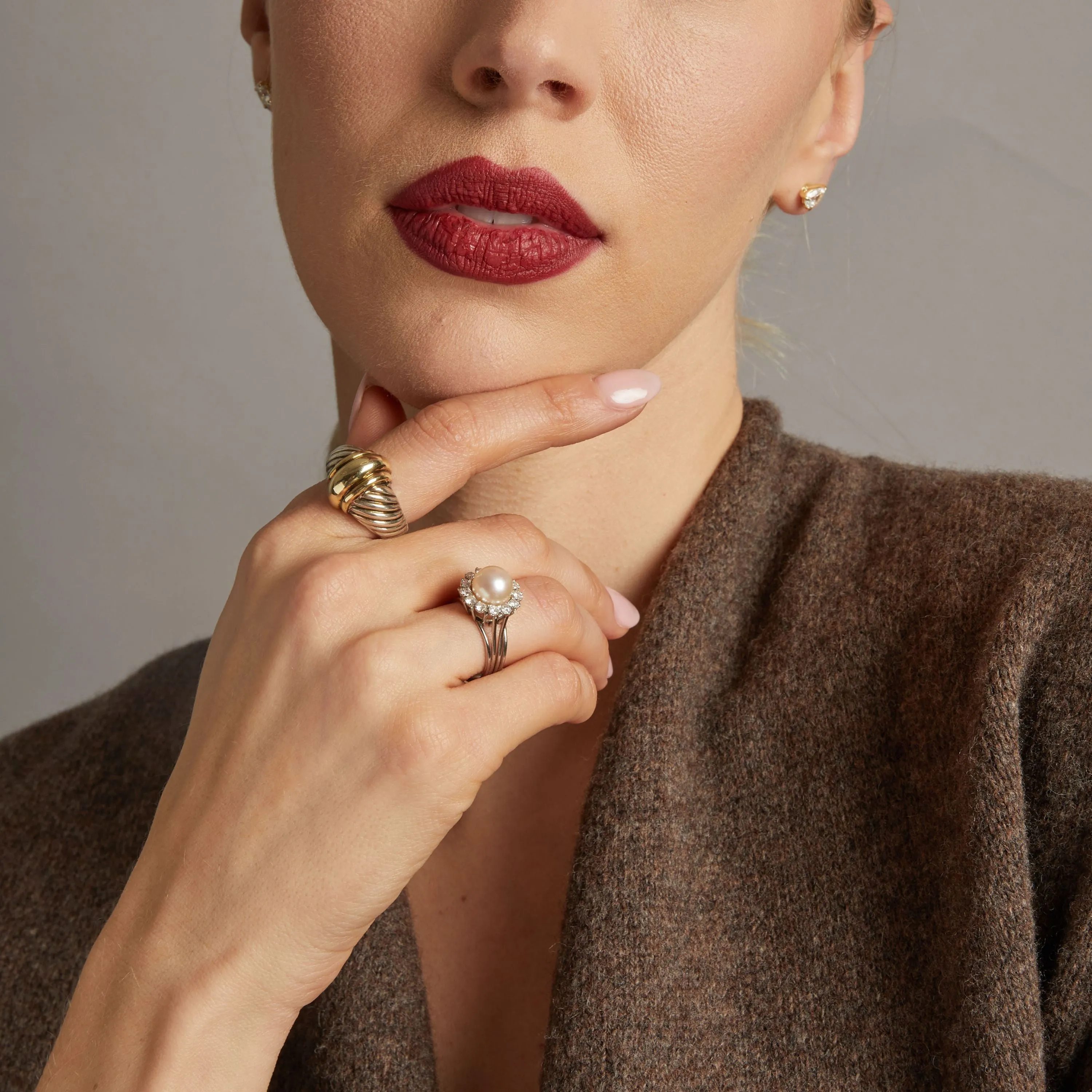 Vintage Estate Diamond and Pearl Ring sold by Aurate product image thumbnail 4
