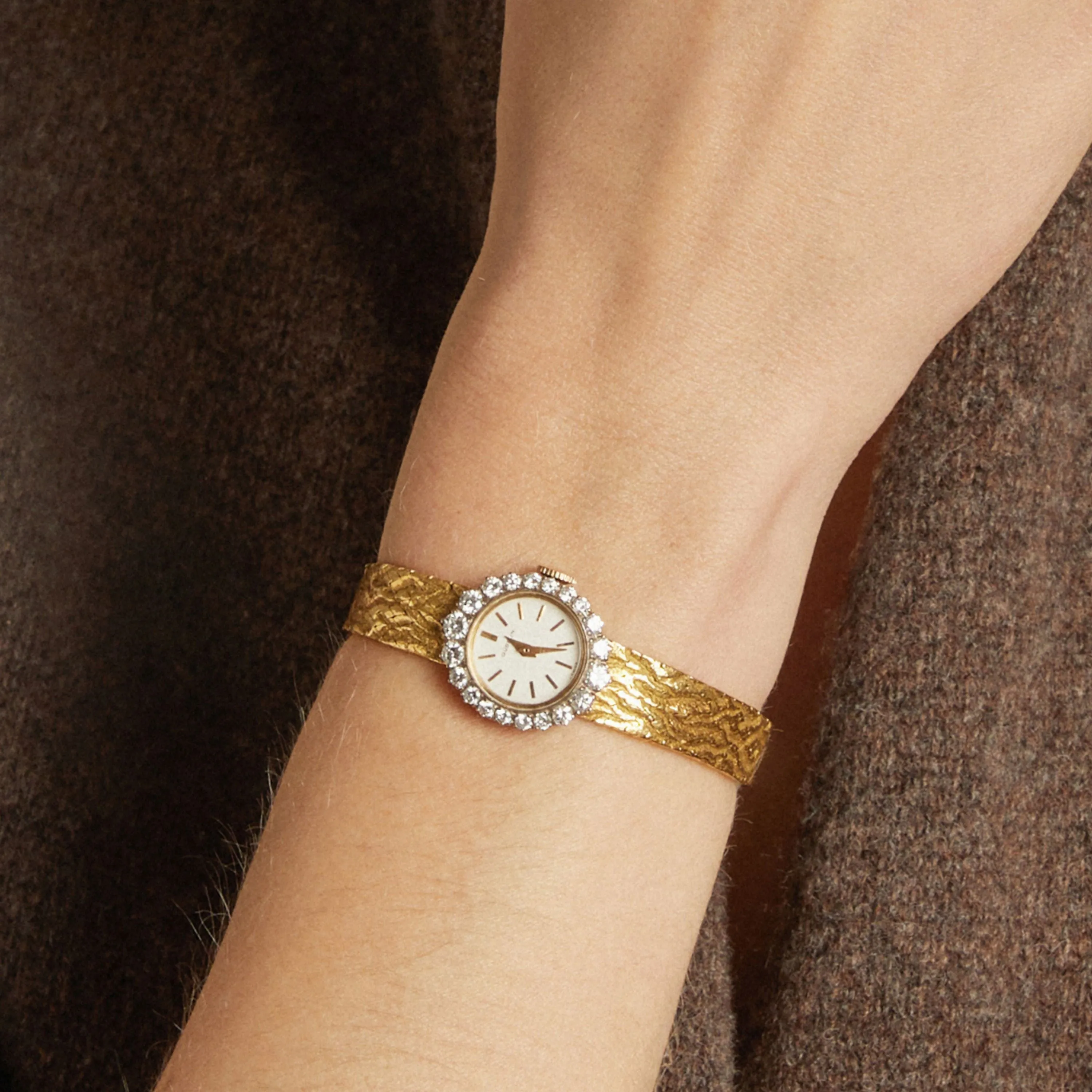 Vintage Gubelin 2ct Diamond Bezel Gold Watch sold by Aurate product image thumbnail 5