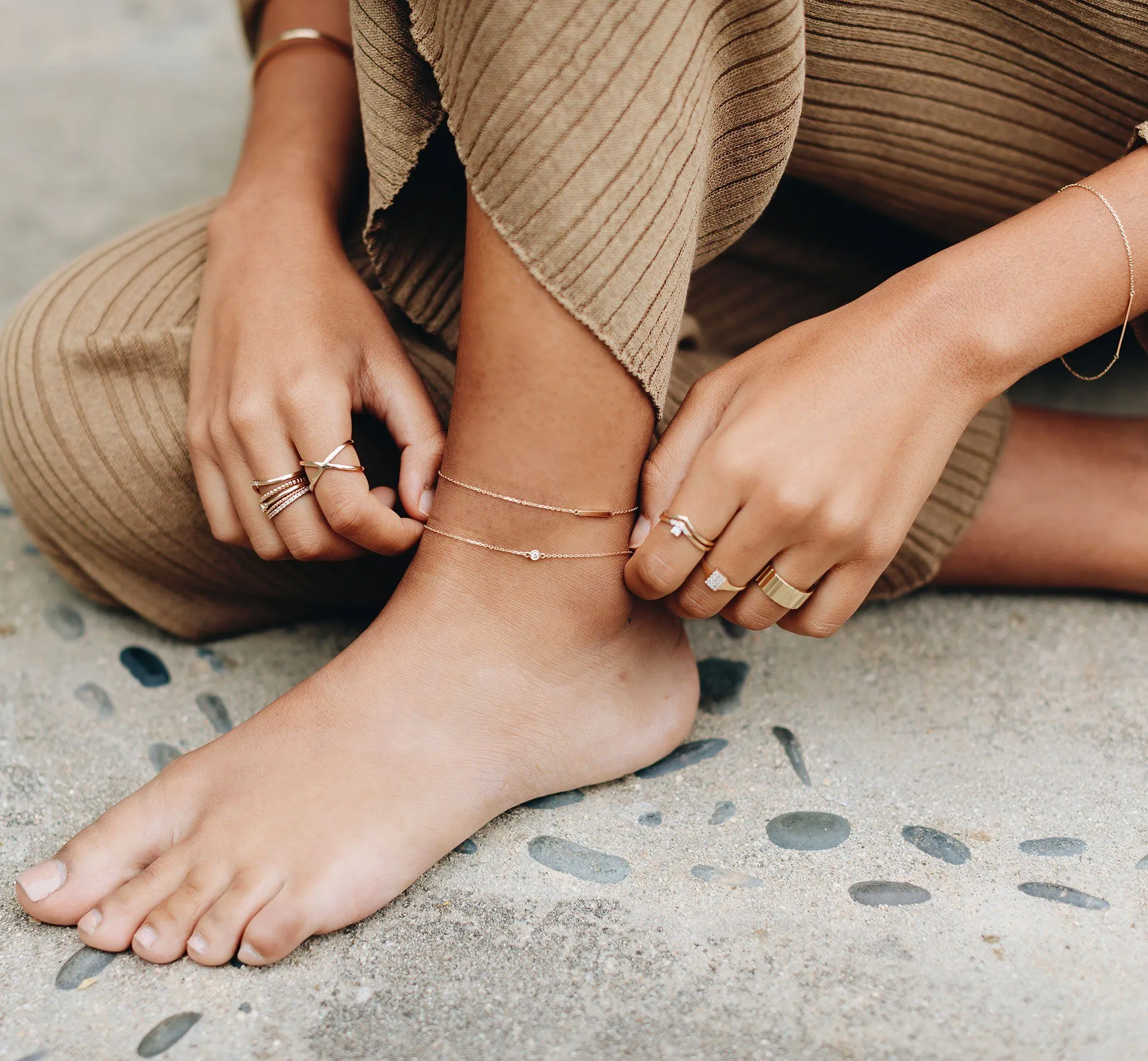 Gold Bar Anklet sold by Aurate product image thumbnail 5