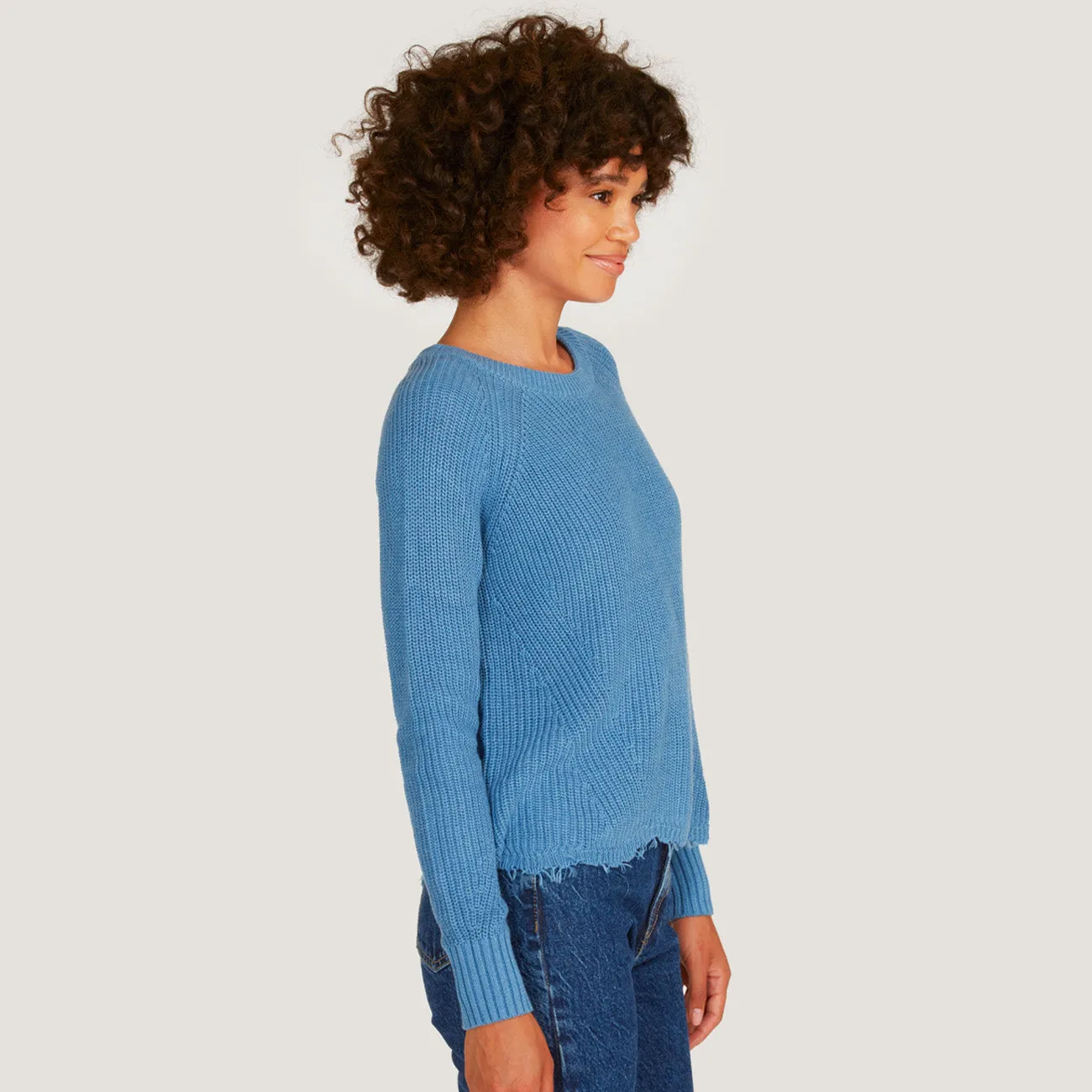 Distressed Scallop Shaker in Wedgewood sold by Autumn Cashmere product image thumbnail 4