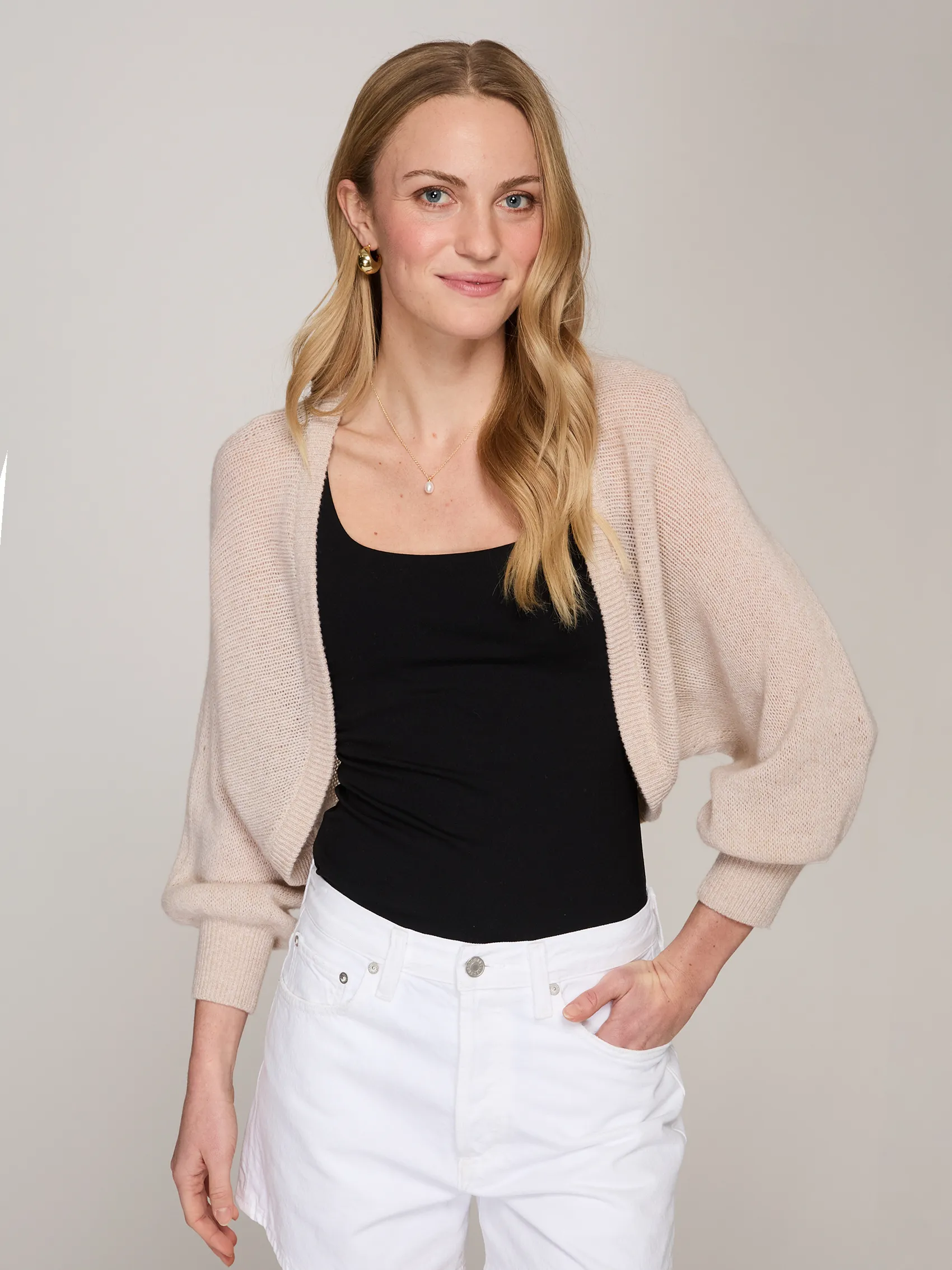 Loose Gauge Shrug in Basket sold by Autumn Cashmere