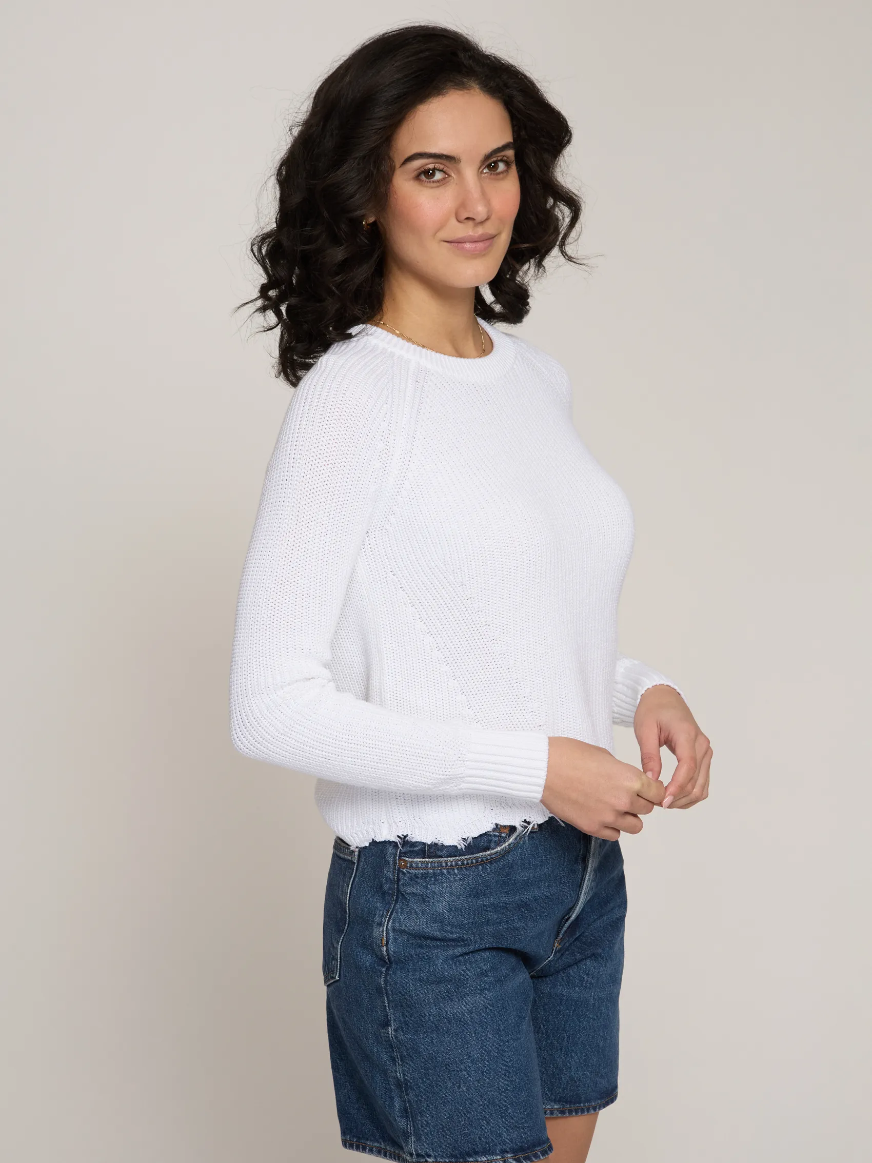 Distressed Scallop Shaker in Bleach White sold by Autumn Cashmere product image thumbnail 3