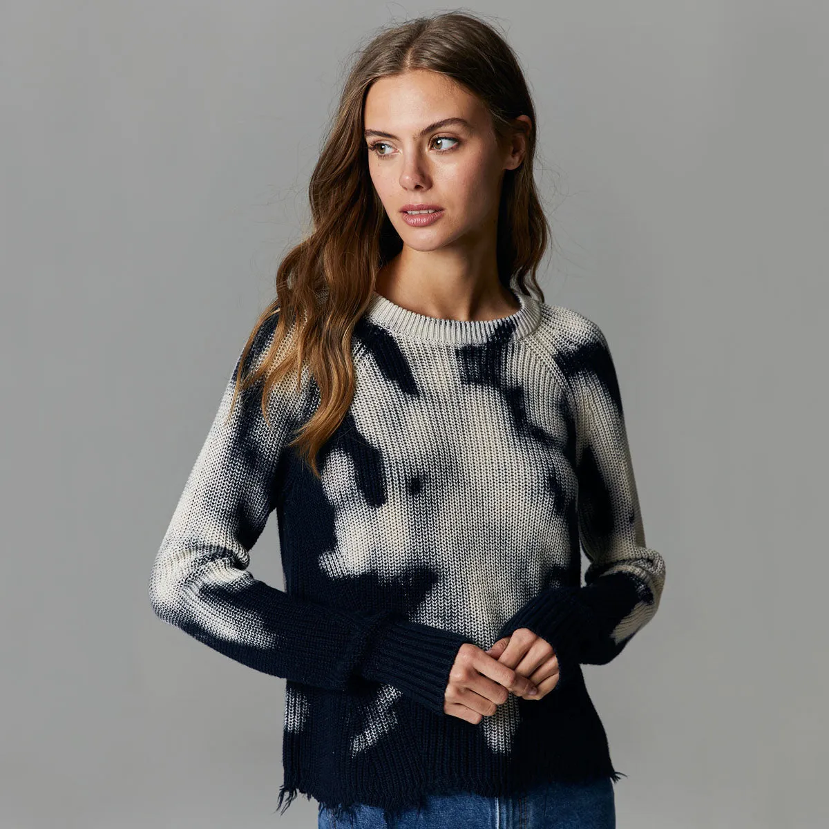 Bleached Distressed Scallop Shaker sold by Autumn Cashmere product image thumbnail 3