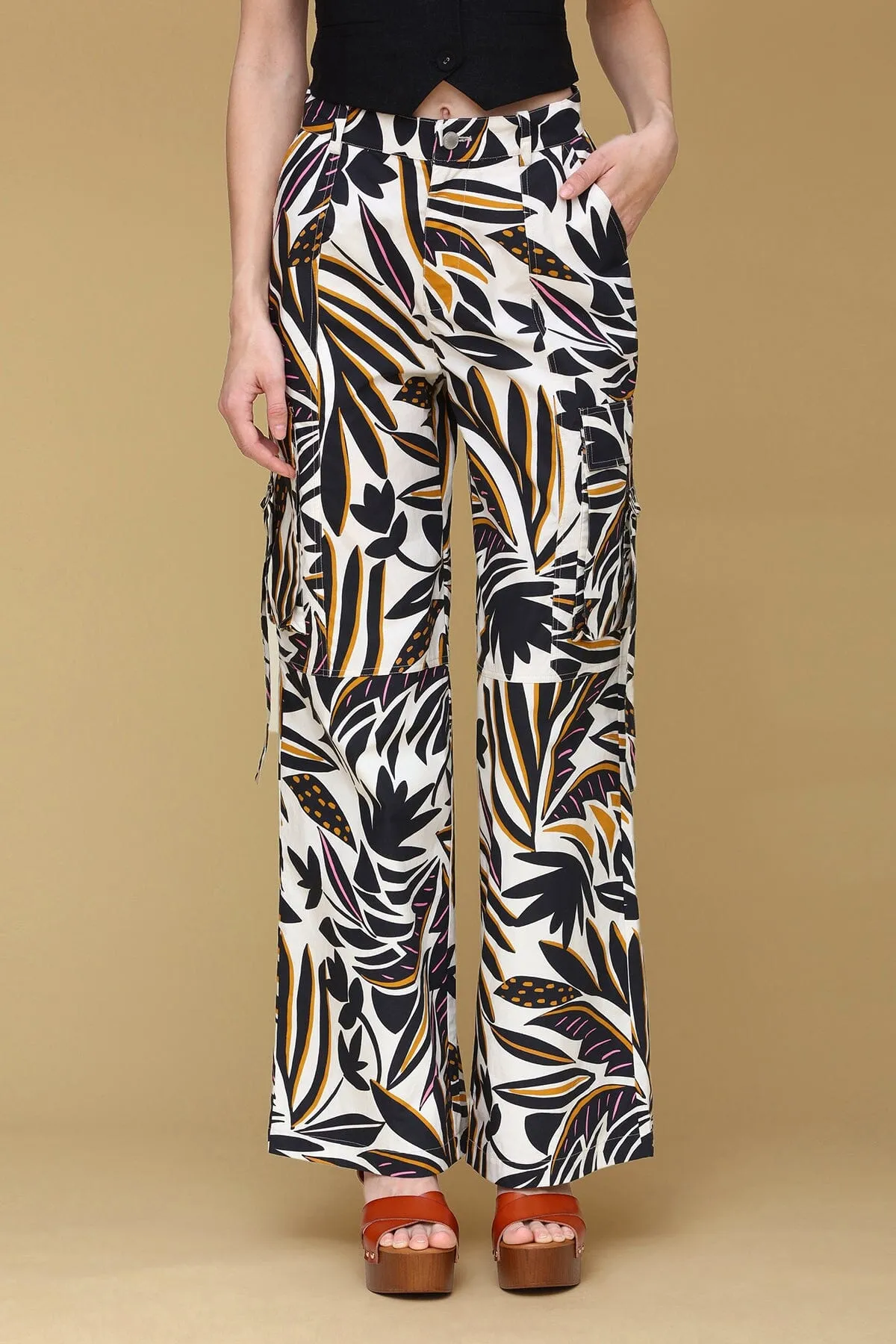 Tropical Print Linen Blend Wide Leg Cargo Pant sold by Avec Les Filles product image thumbnail 3