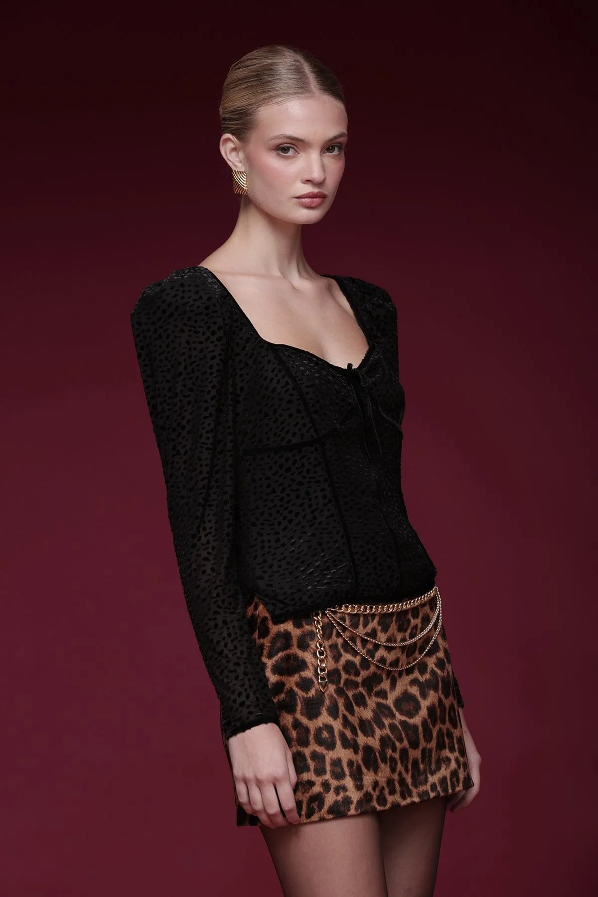 Textured Velvet Sweetheart Top sold by Avec Les Filles product image thumbnail 4