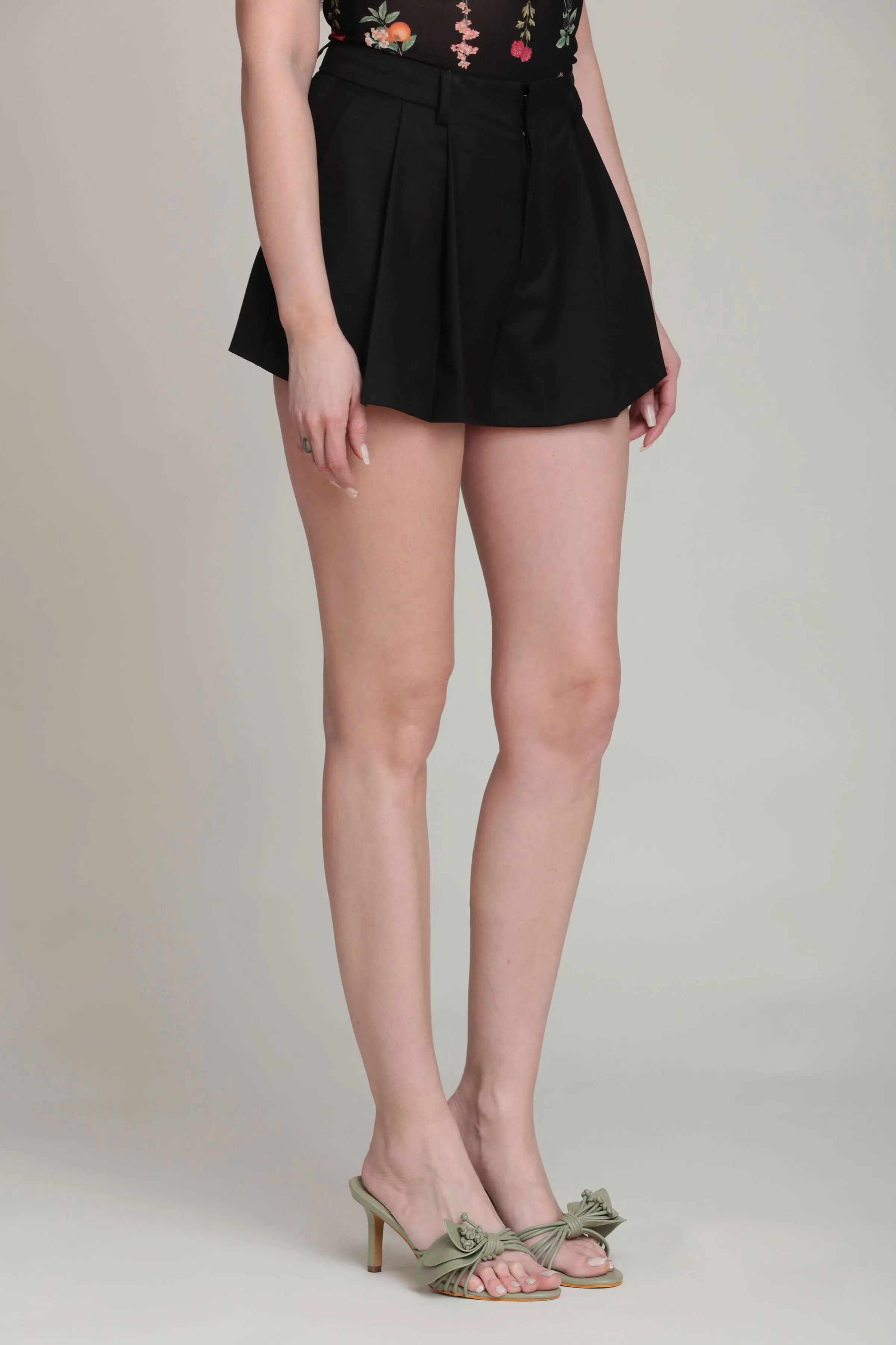 High Rise Pleated Short sold by Avec Les Filles product image thumbnail 4
