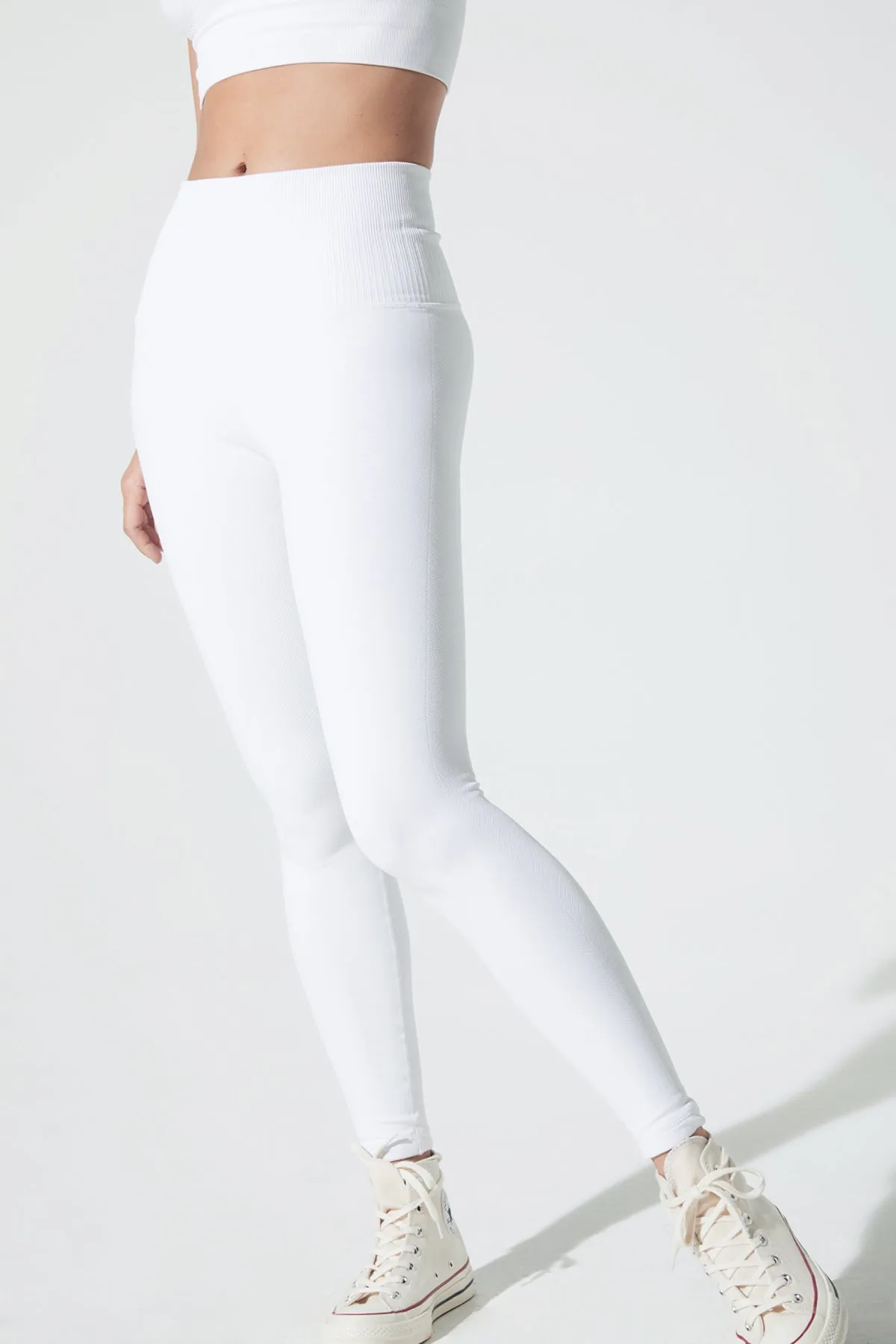 Universal Legging sold by avocado product image thumbnail 3