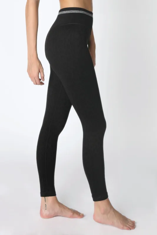 Leo Stripe V-Back 7/8 Legging Sale sold by avocado