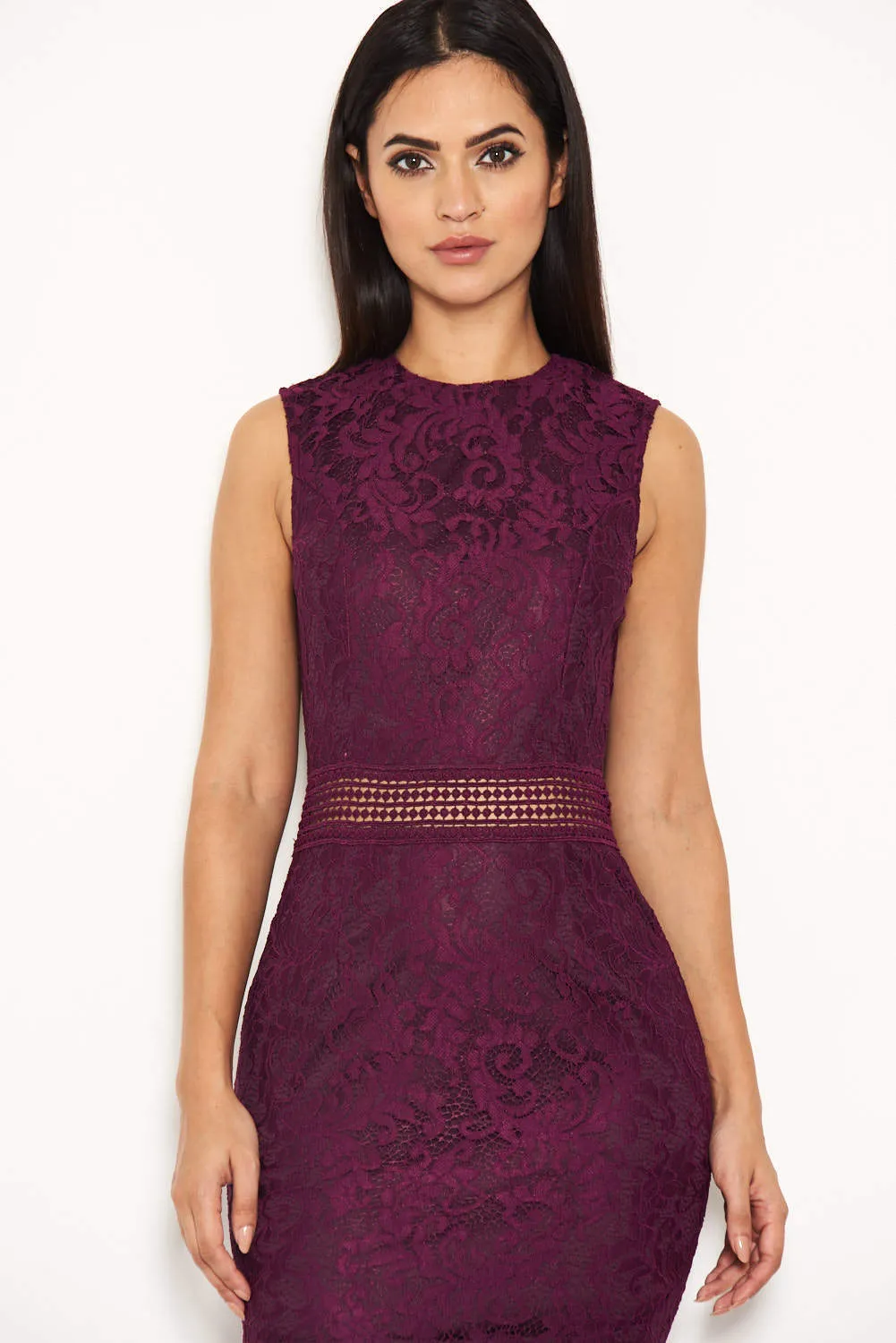 Plum Fishtail Hem Lace Midi Dress sold by AX Paris product image thumbnail 4