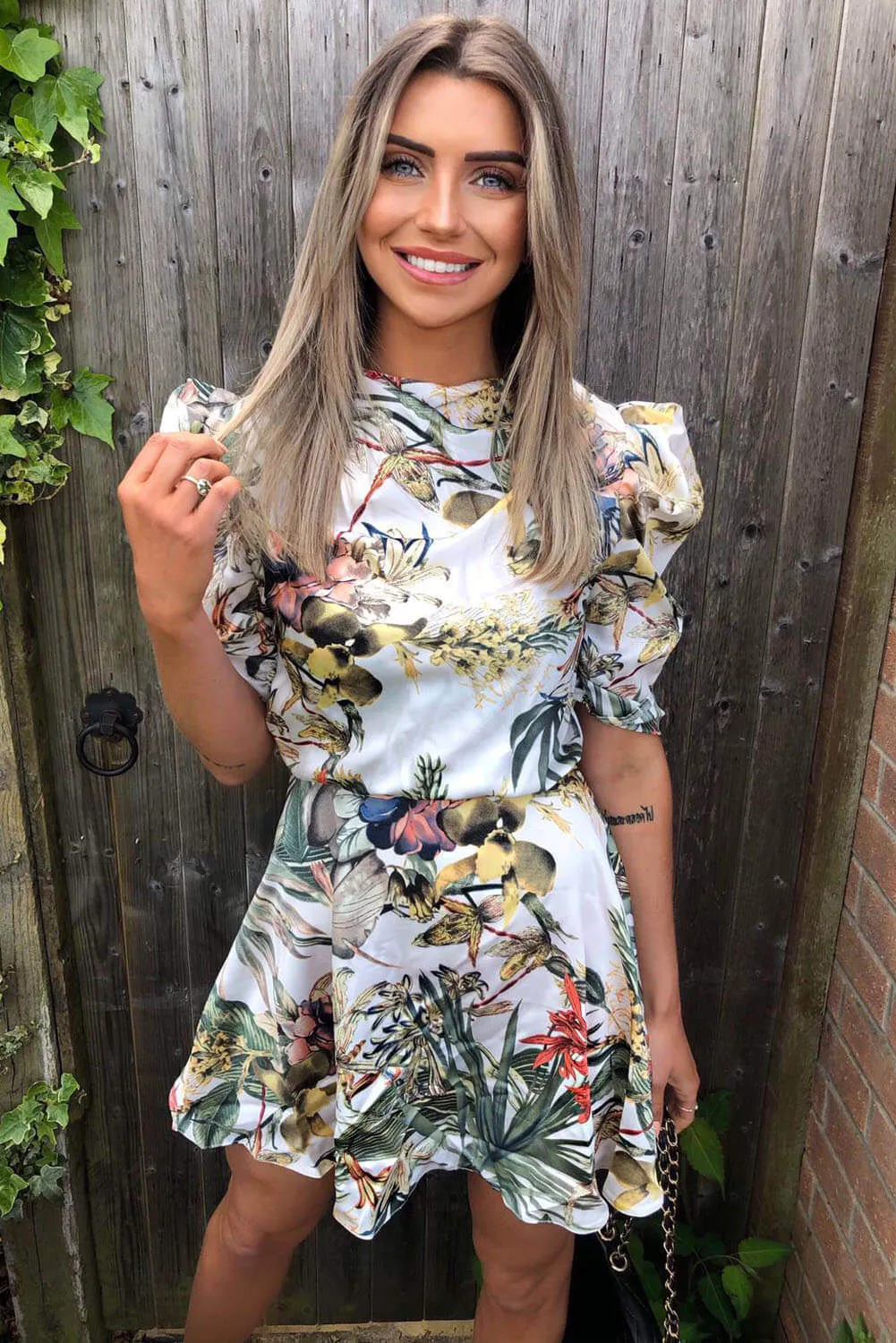 Cream Tropical Print Puff Sleeve Skater Dress sold by AX Paris product image thumbnail 2