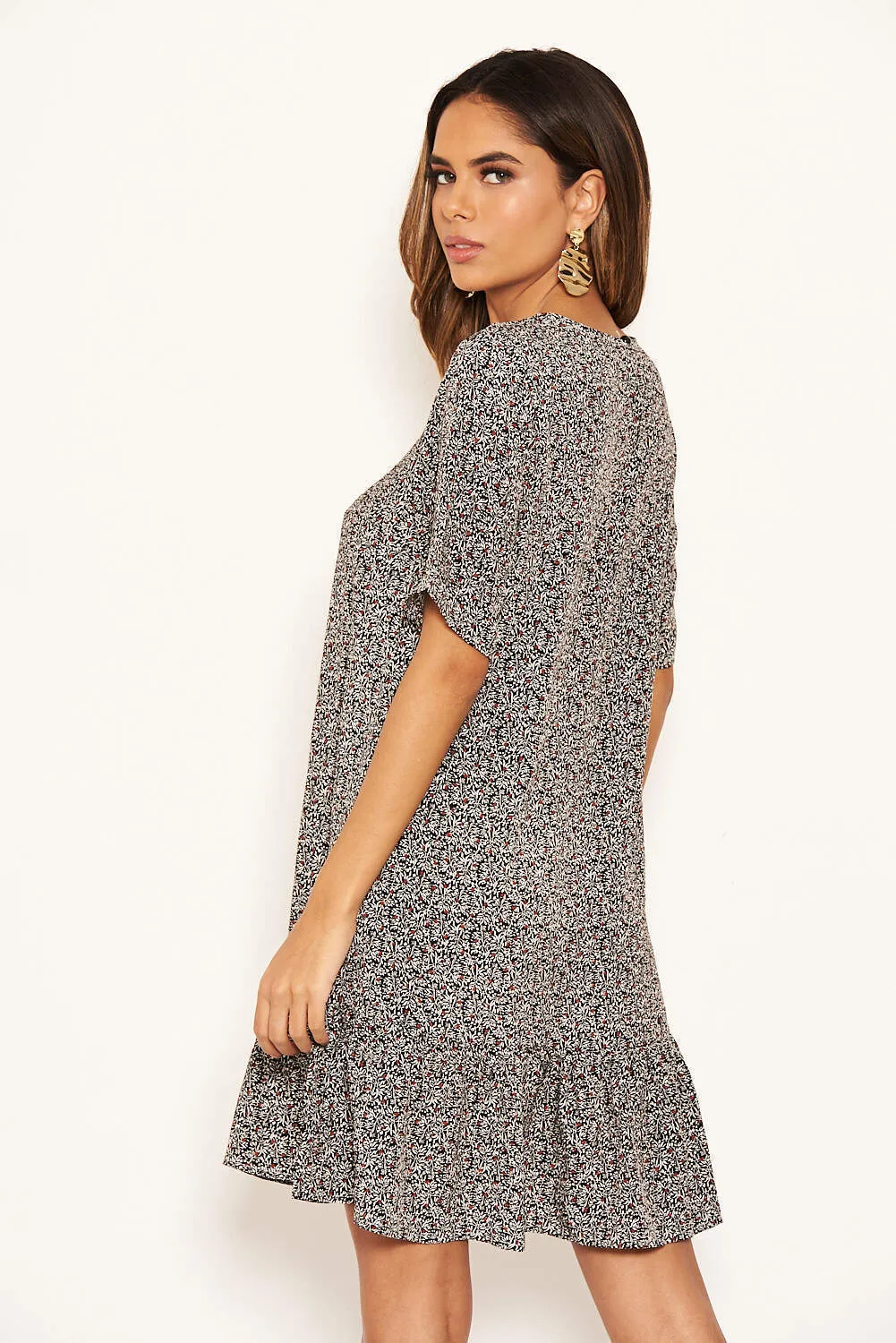 Black Floral Frill Hem Shift Dress sold by AX Paris product image thumbnail 5