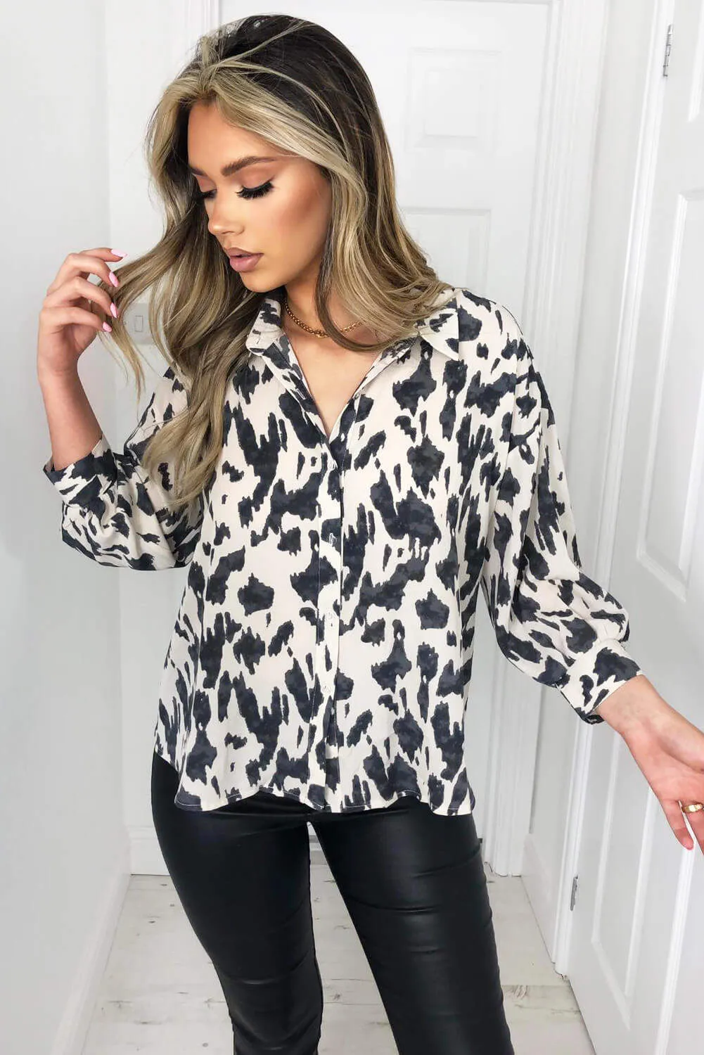 Cream Printed Dip Hem Shirt sold by AX Paris product image thumbnail 4