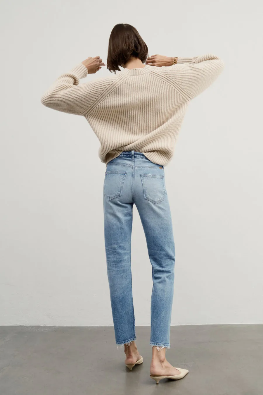 The YaYa sold by AYR product image thumbnail 5