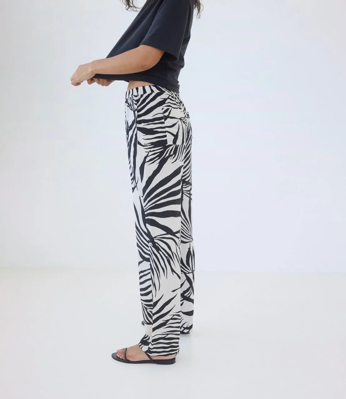 The Tourist Pant (Final Sale) sold by AYR product image thumbnail 3