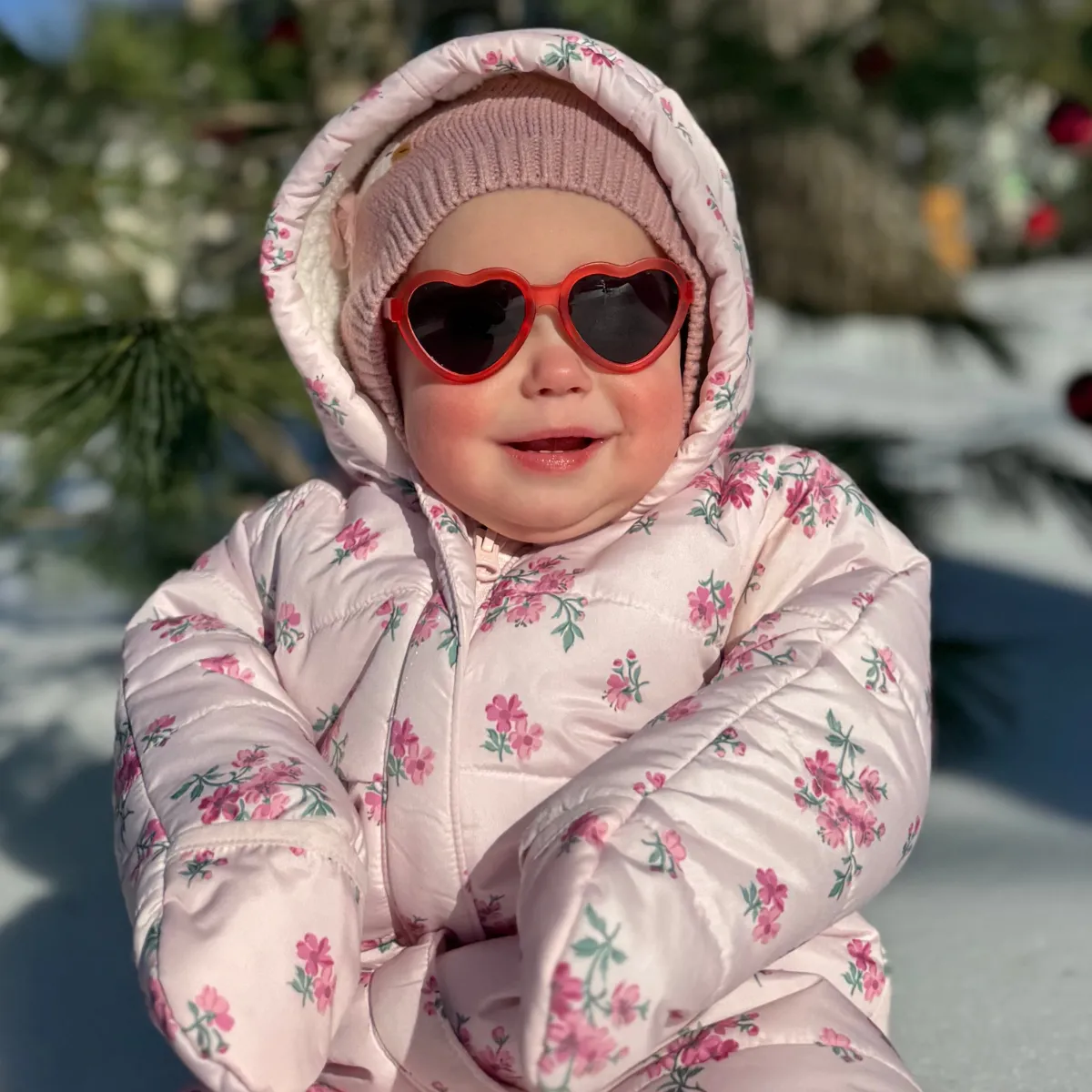 Blushing Rose Heart | Smoke Lenses sold by Babiators product image thumbnail 5