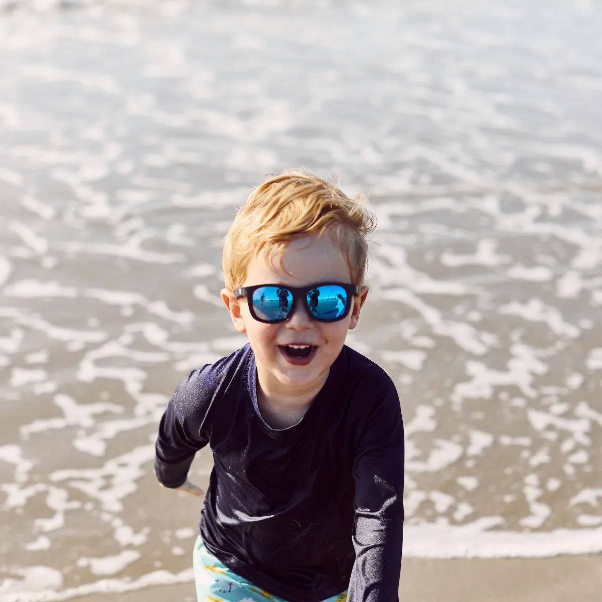 Jet Black Polarized Navigator | Cobalt Mirrored Lens sold by Babiators product image thumbnail 5