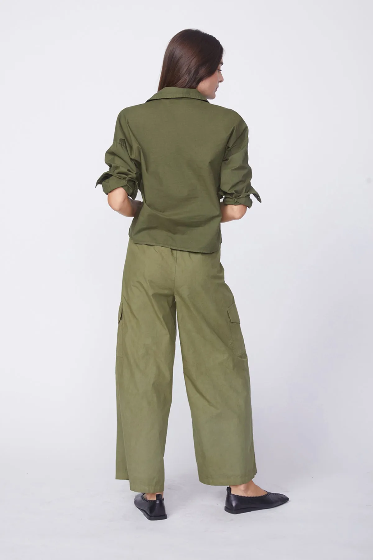Stateside Voile Long Sleeve Front Twist Shirt in Seaweed sold by Bailey 44 product image thumbnail 4