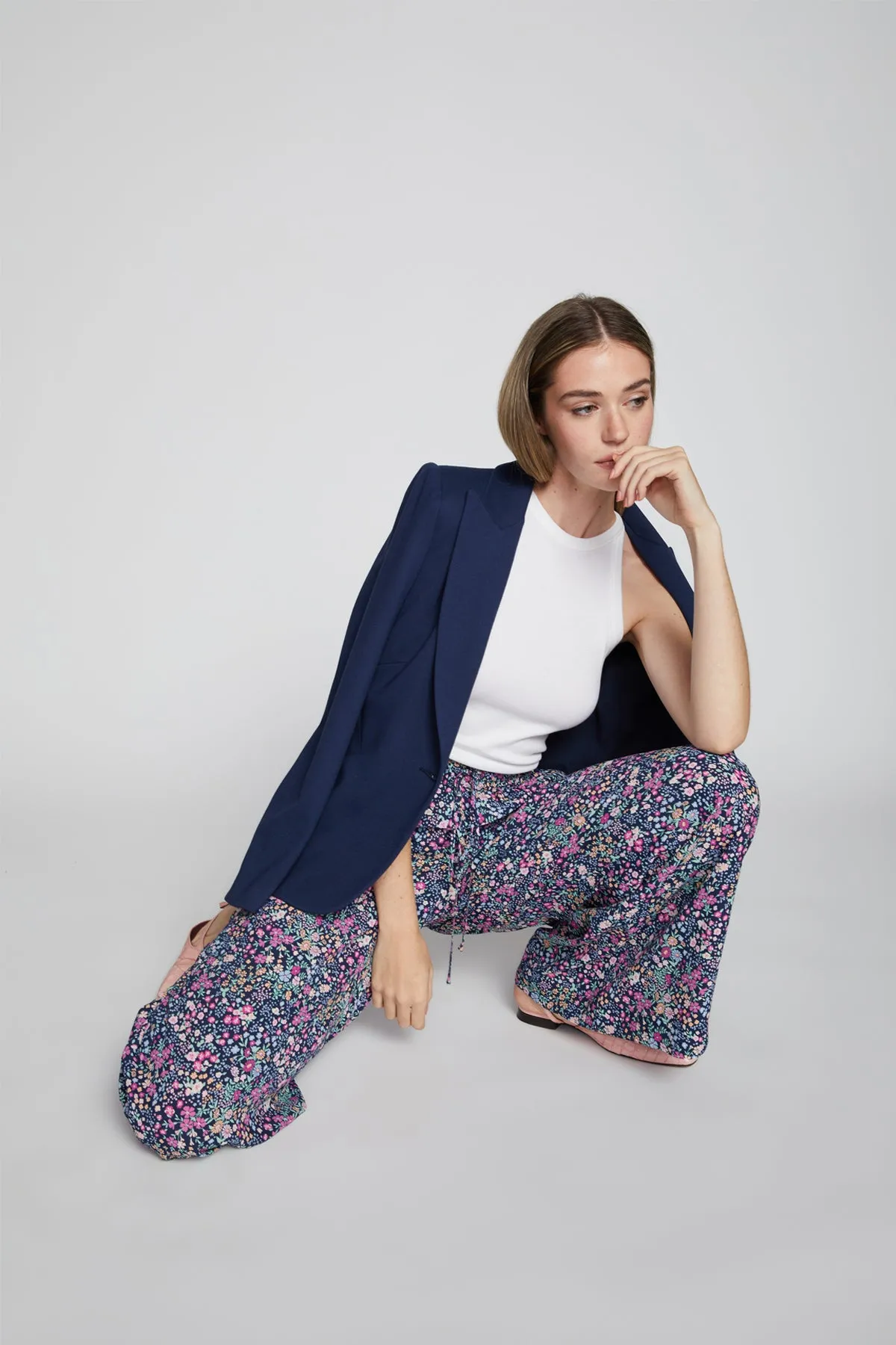Bailey 44 Monty Pant in Ditzy Floral sold by Bailey 44 product image thumbnail 5